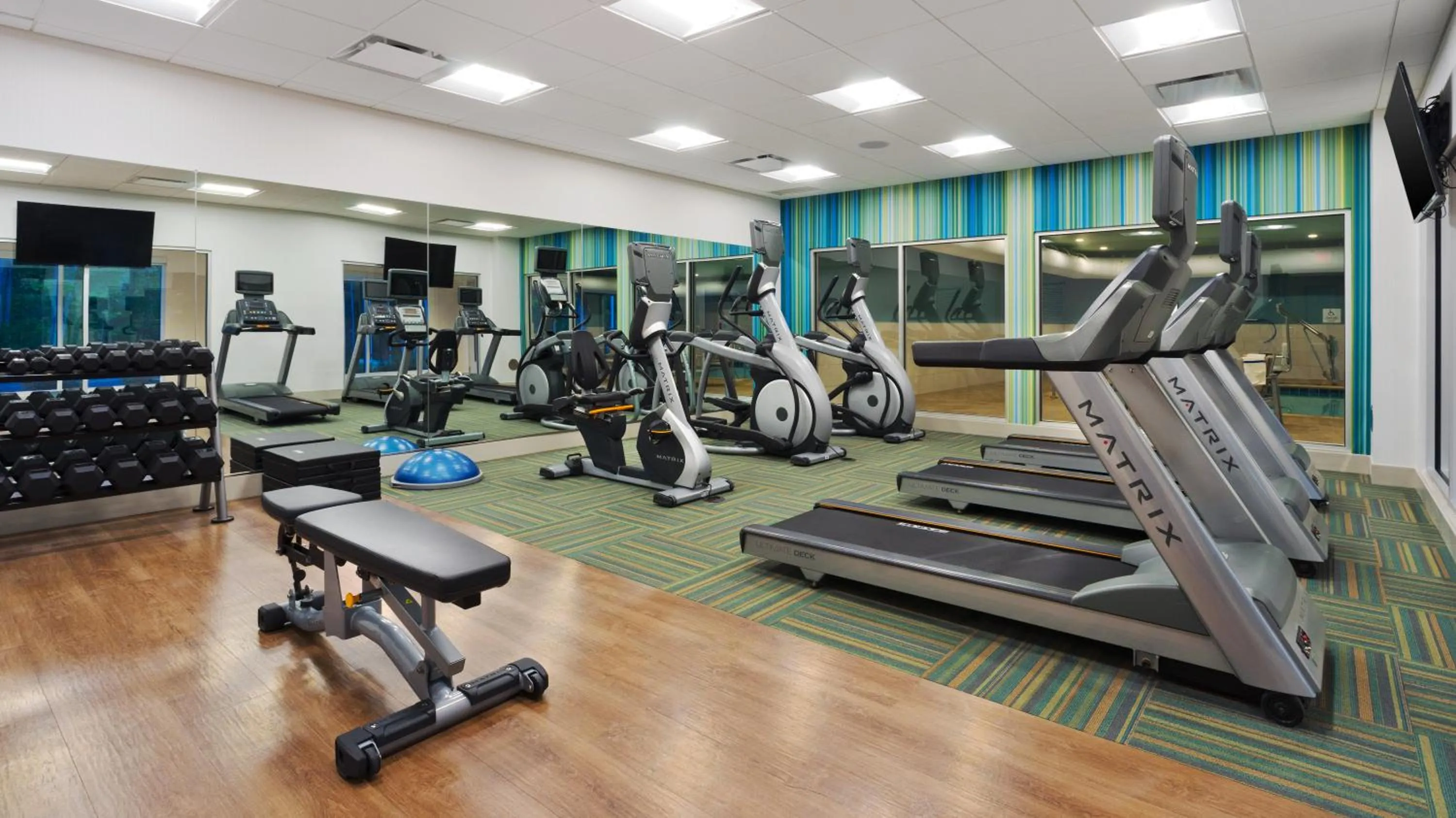 Fitness centre/facilities in Holiday Inn Express & Suites Medina by IHG