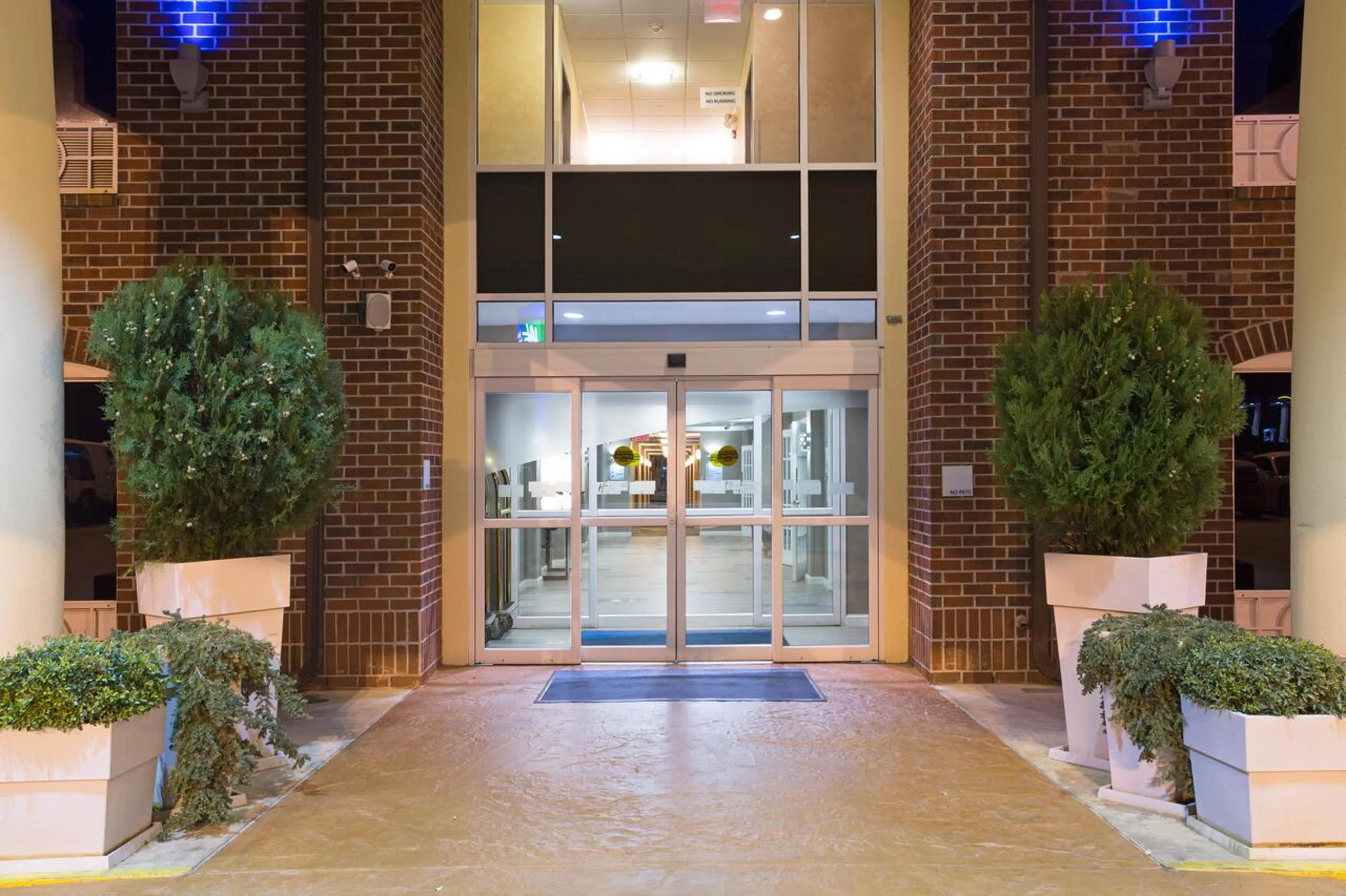 Property building in Holiday Inn Express Minden by IHG