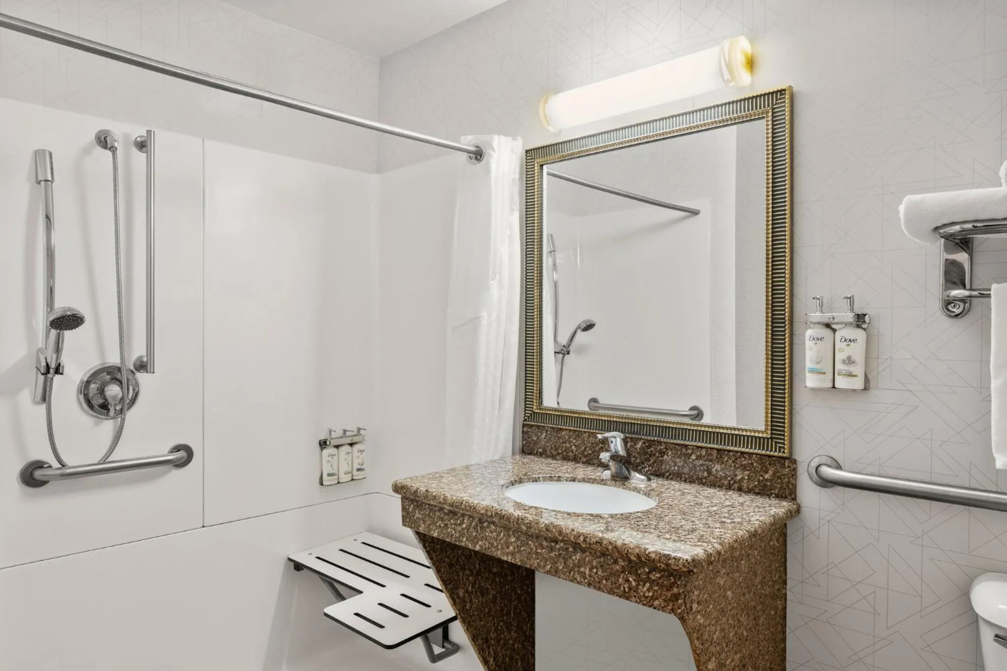 Photo of the whole room in Holiday Inn Express & Suites New Buffalo, MI by IHG