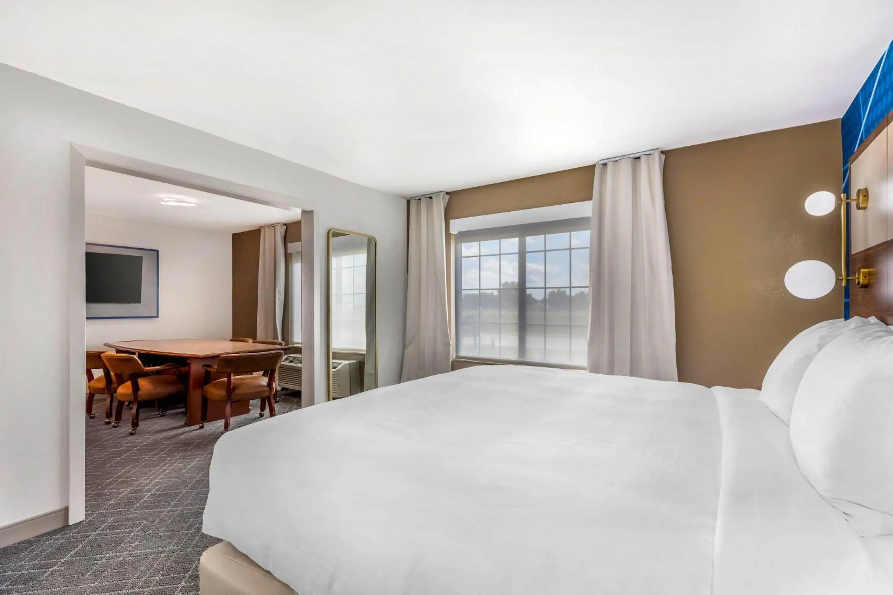 Bedroom, Bed in Comfort Inn & Suites Ogallala