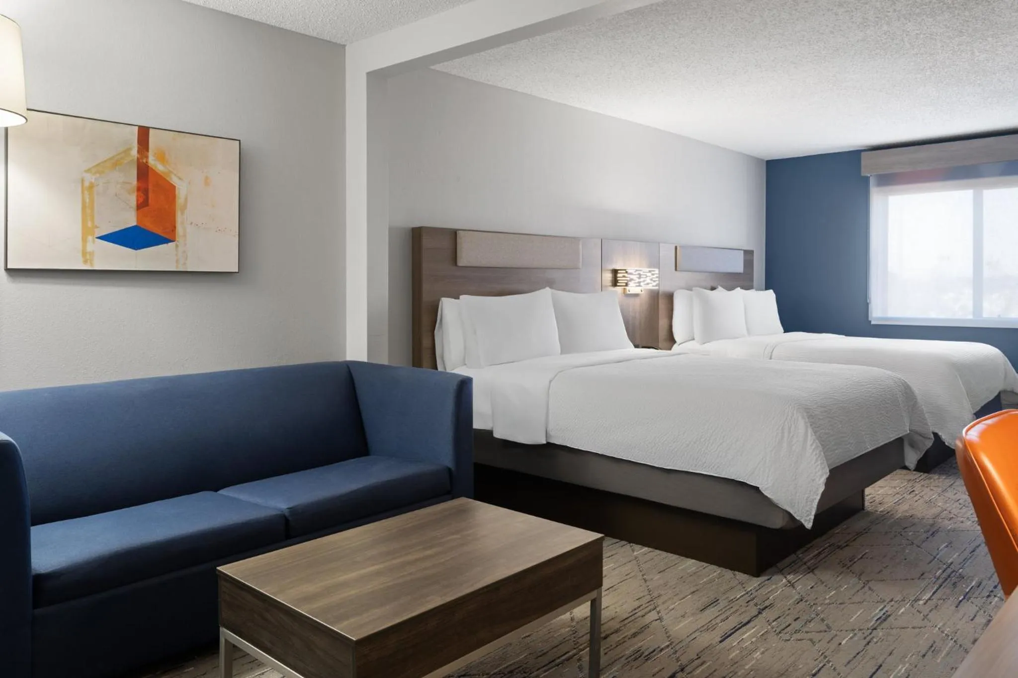 Bedroom, Bed in Holiday Inn Express & Suites Midwest City by IHG