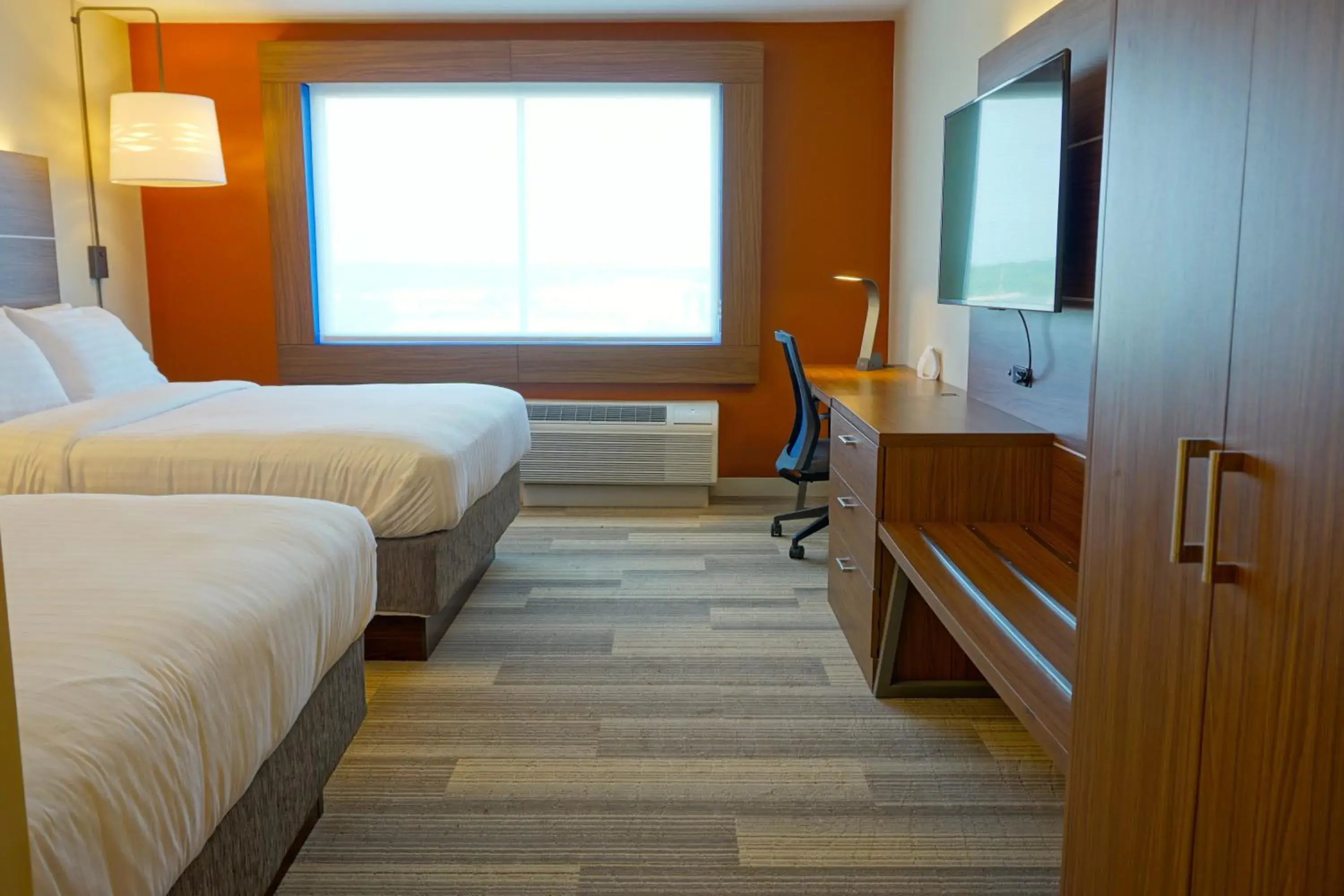 Standard Room with Two Queen Beds in Holiday Inn Express & Suites Omaha - Millard Area by IHG Standard Room with Two Queen Beds in Holiday Inn Express & Suites Omaha - Millard Area by IHG