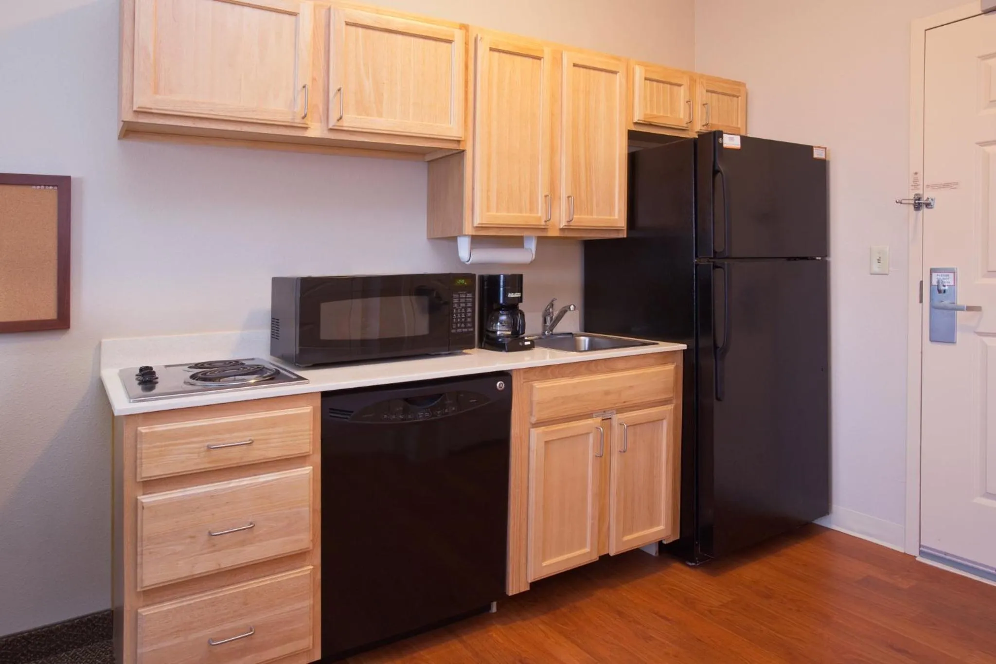 Photo of the whole room in Candlewood Suites - Peoria at Grand Prairie by IHG