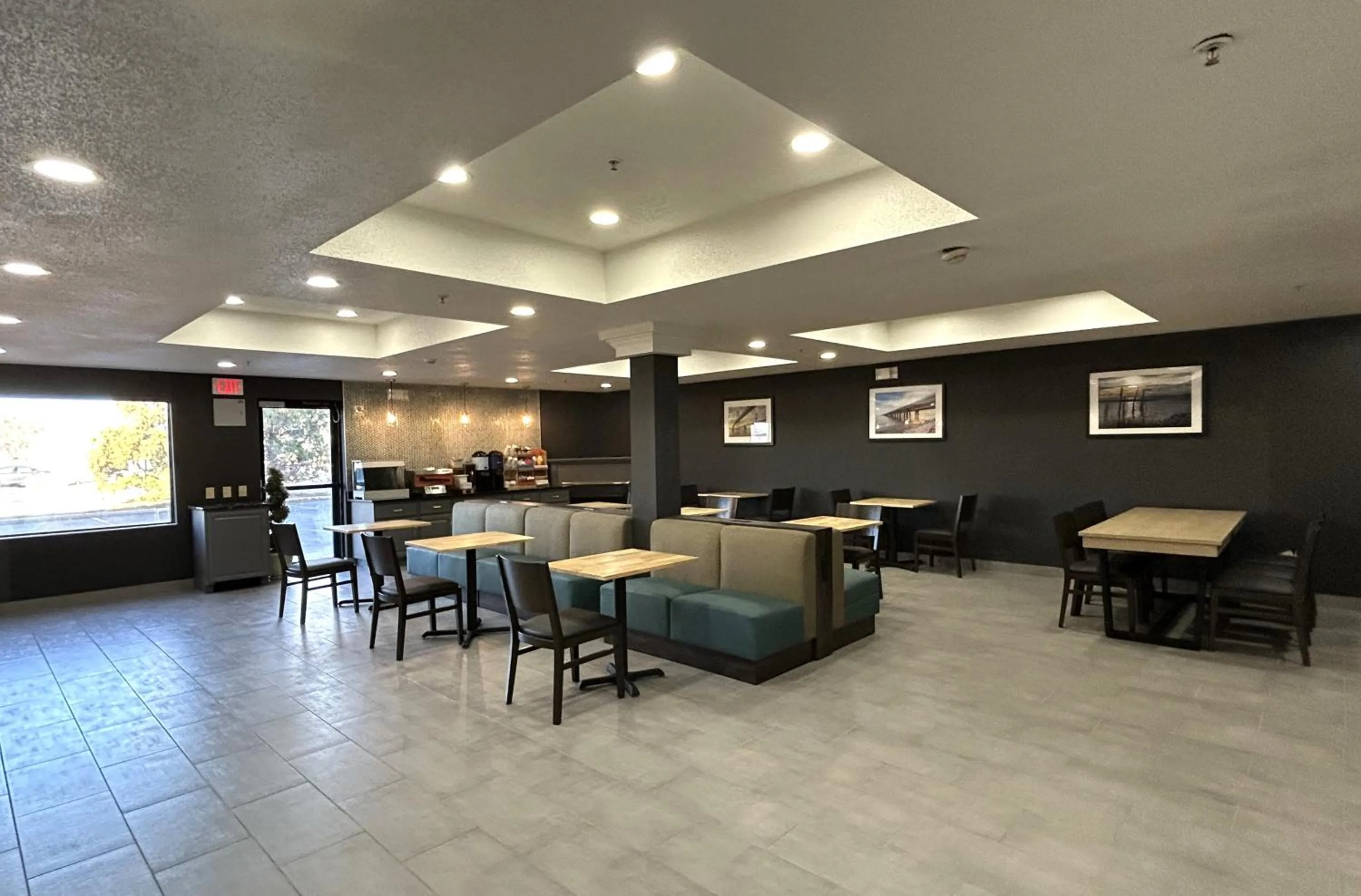 Breakfast in Holiday Inn Express Pocomoke City, an IHG Hotel