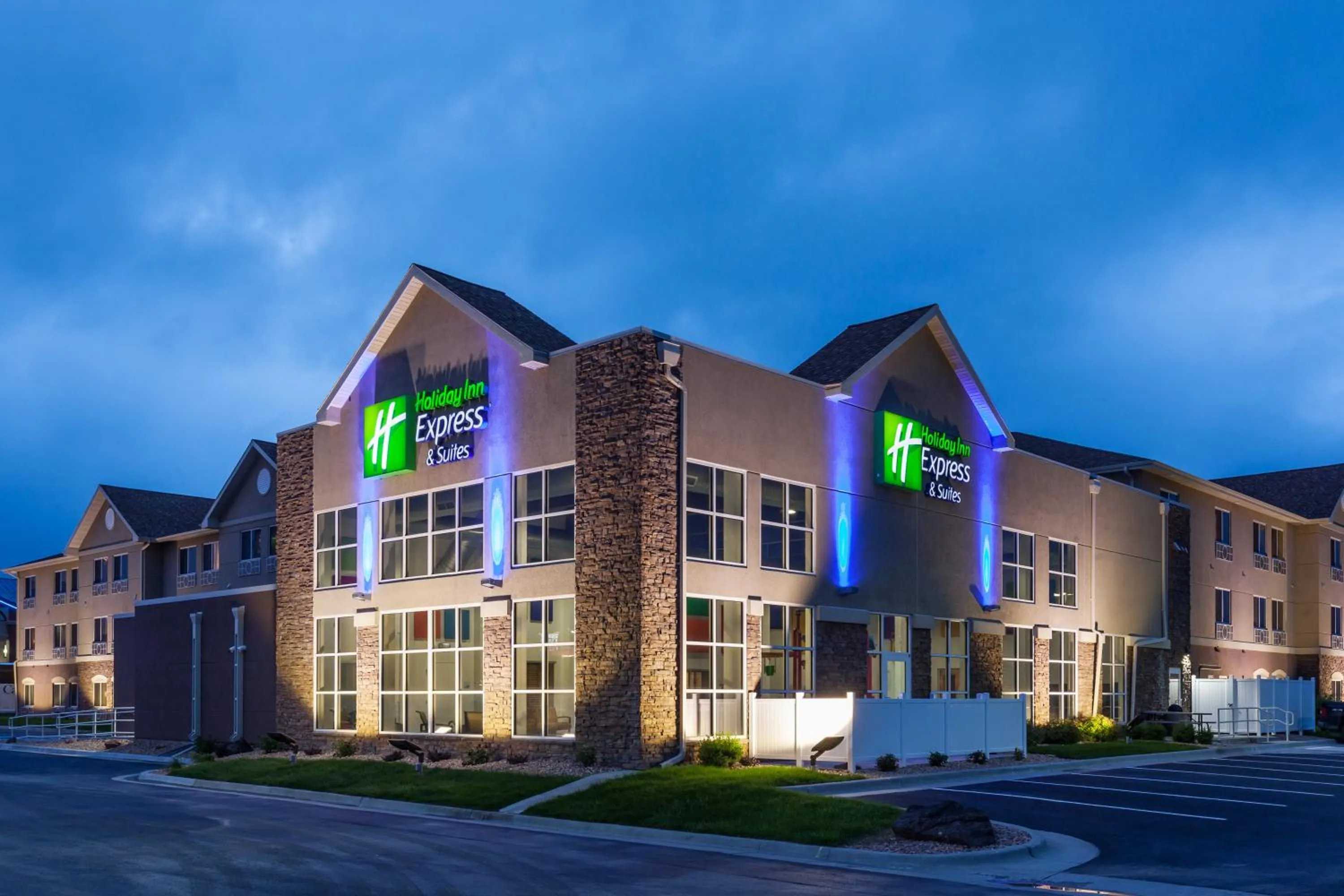 Property building in Holiday Inn Express & Suites Rapid City by IHG
