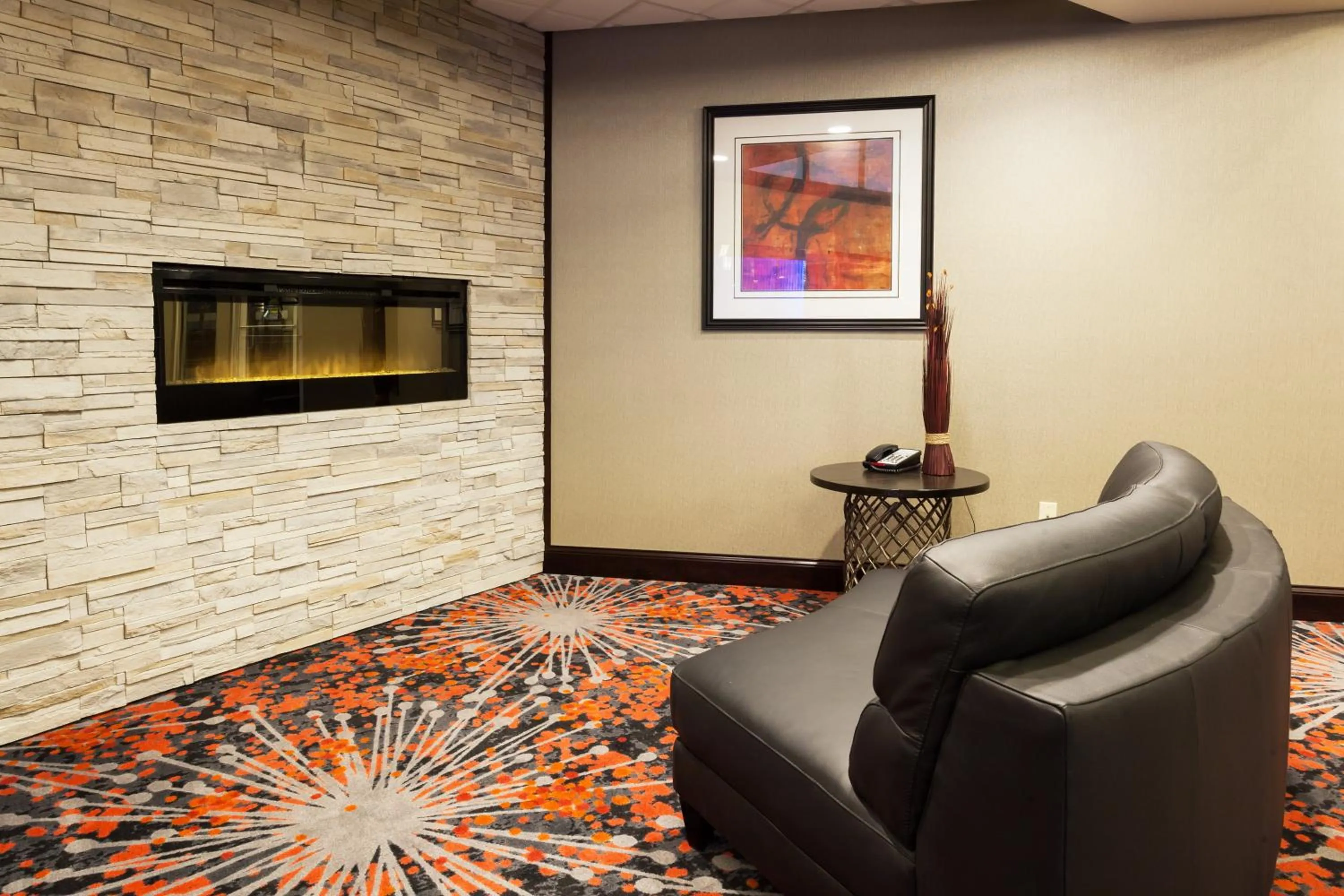 Lobby or reception in Holiday Inn Express & Suites Rapid City by IHG