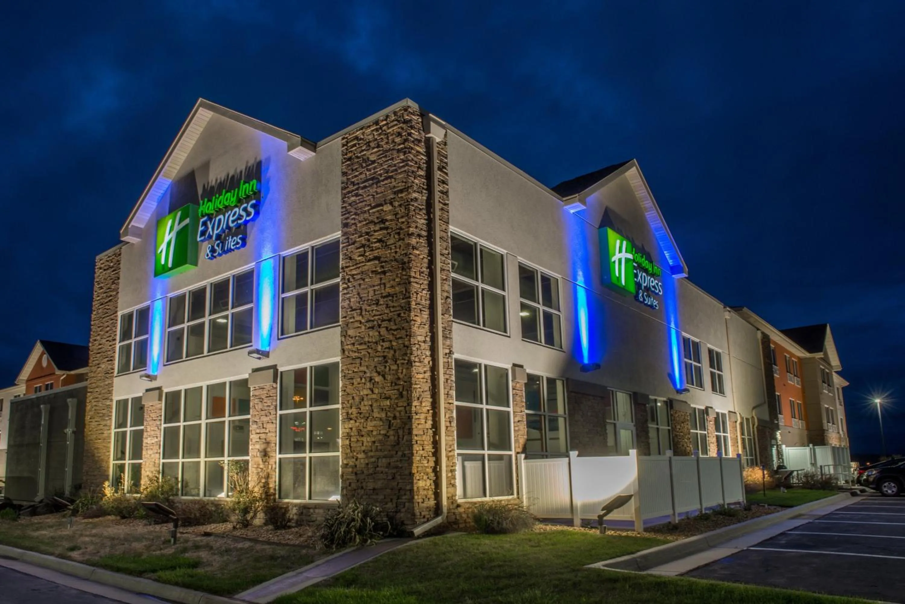 Property building in Holiday Inn Express & Suites Rapid City by IHG