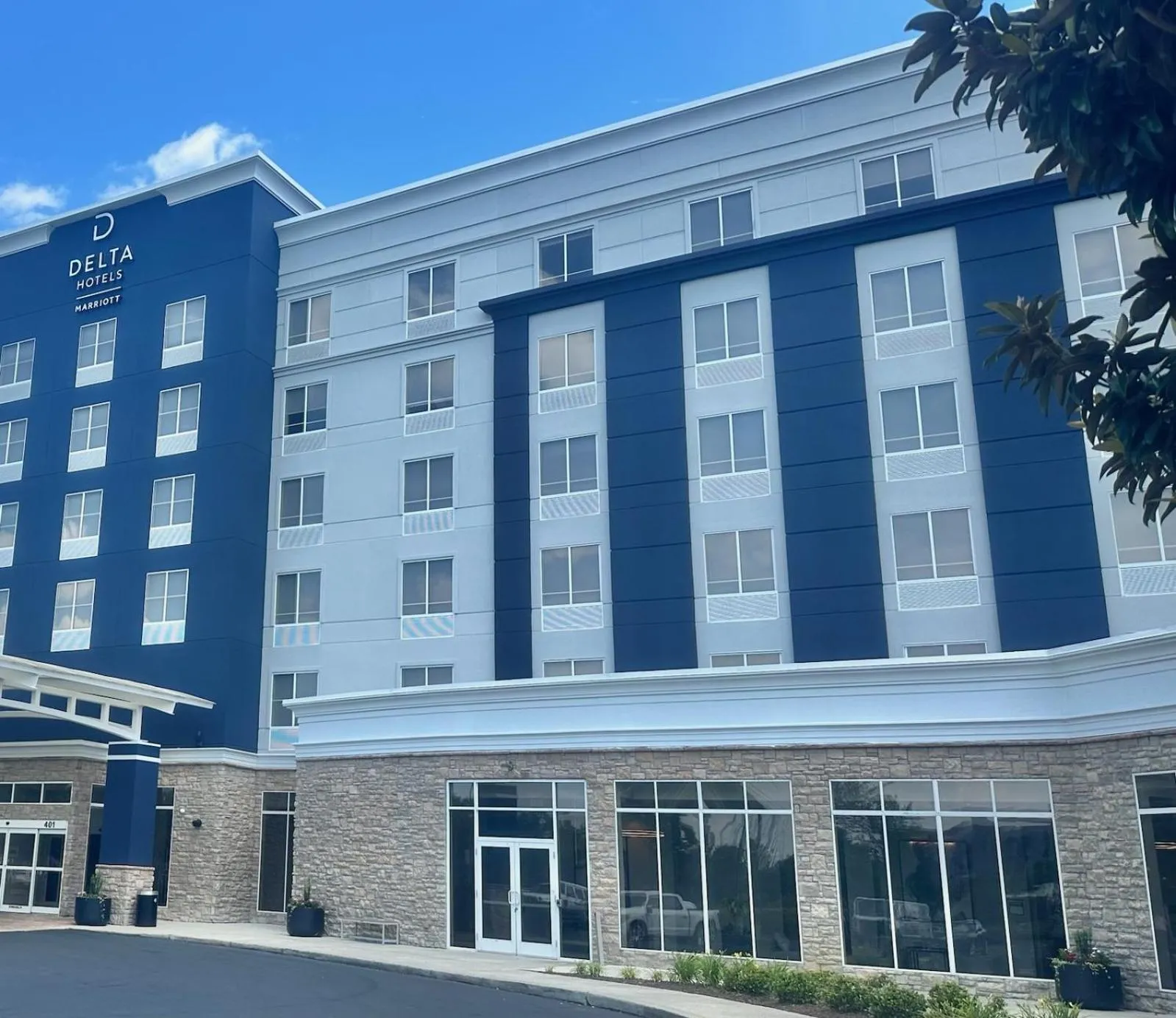 Property building in Delta Hotels by Marriott Colonial Heights