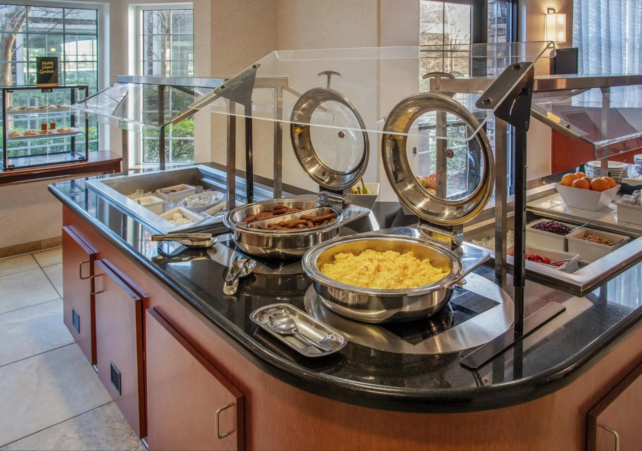 Breakfast in Staybridge Suites Rocklin - Roseville Area by IHG