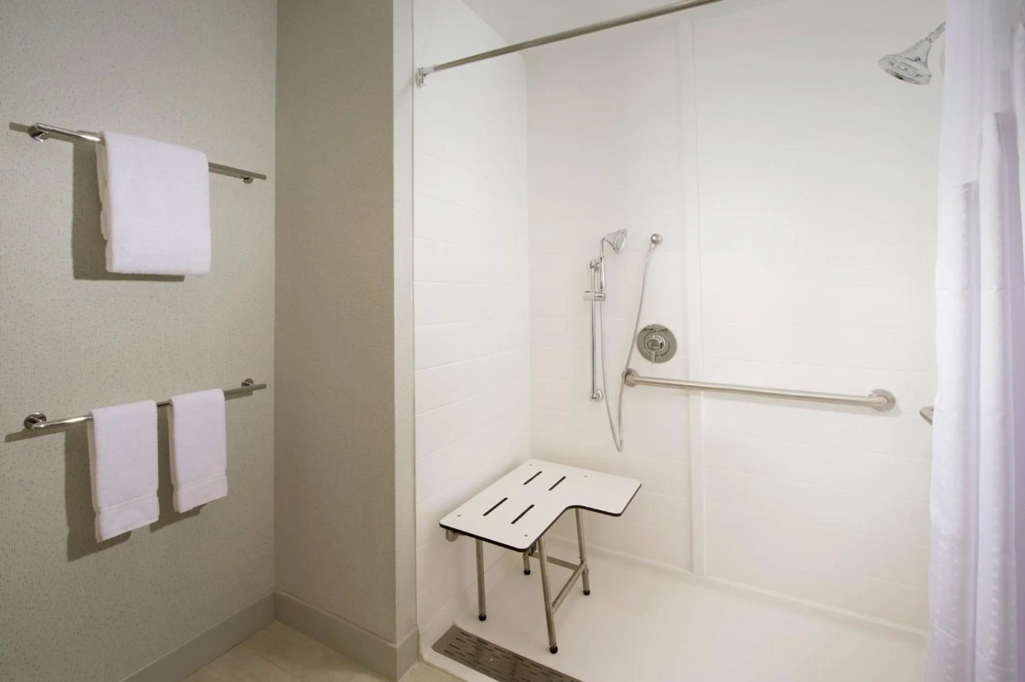 Bathroom in Holiday Inn Express & Suites New Braunfels by IHG