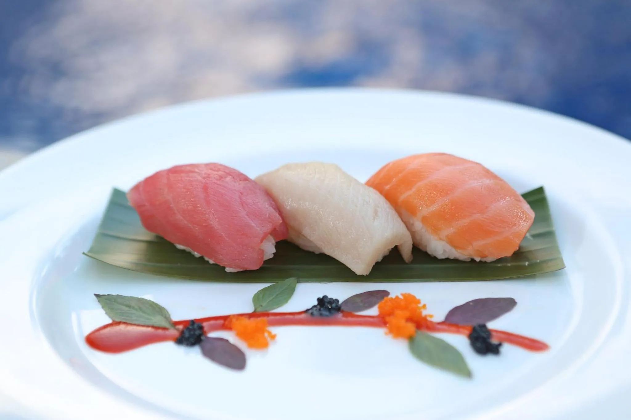 Lounge or bar in InterContinental Real Santo Domingo by IHG