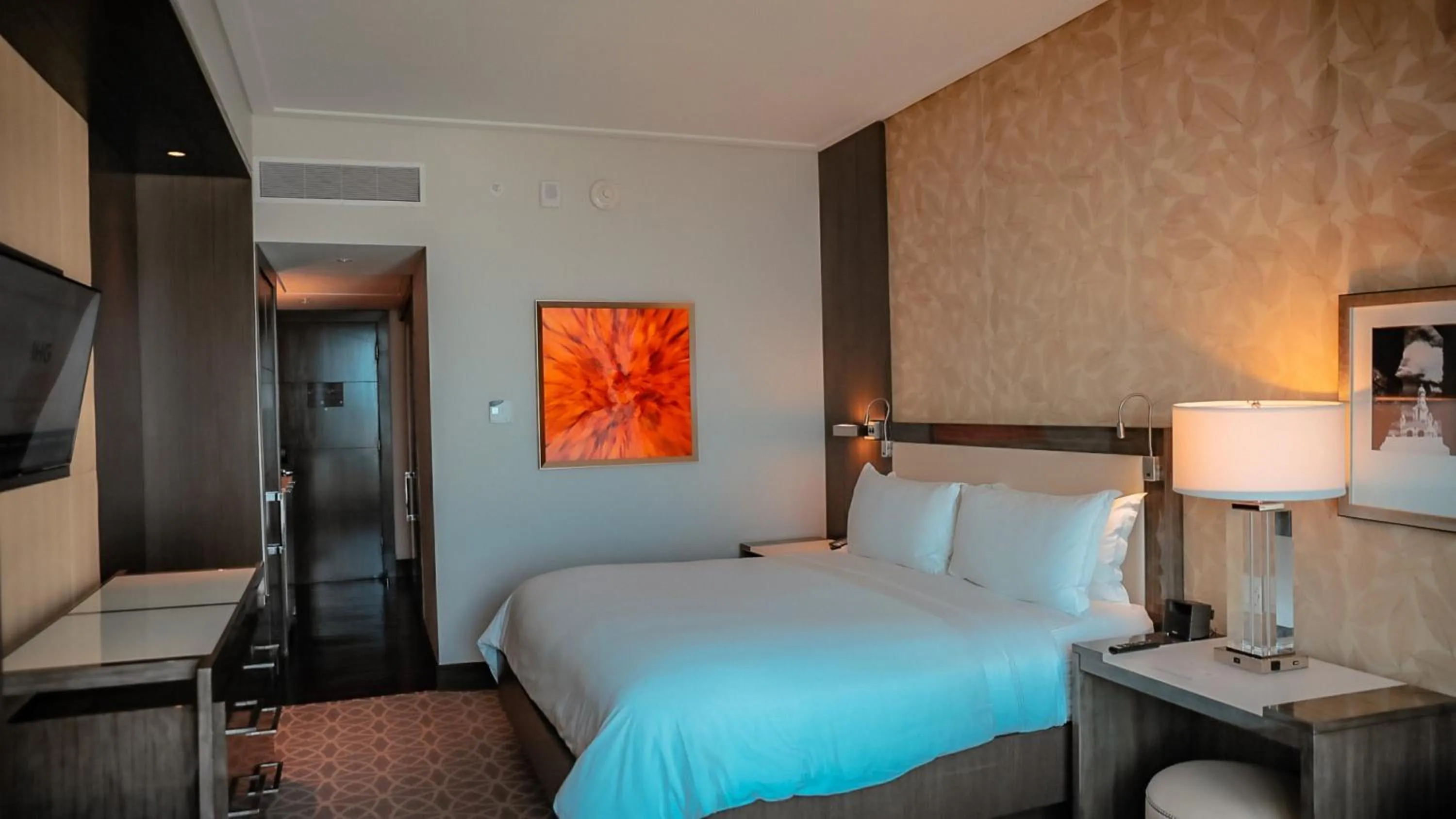 Photo of the whole room, Bed in InterContinental Real Santo Domingo by IHG