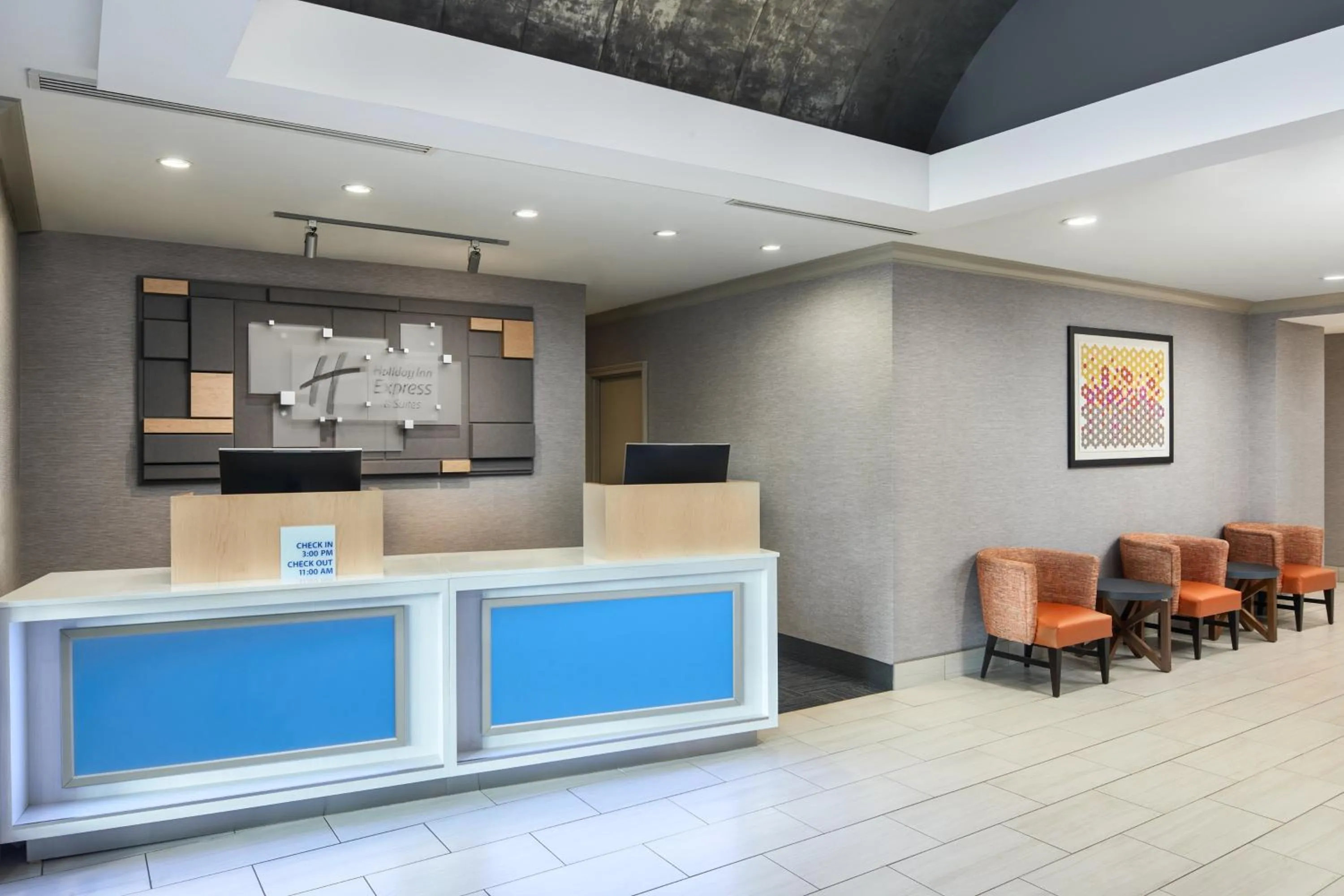 Property building in Holiday Inn Express & Suites I-26 & Us 29 At Westgate Mall by IHG