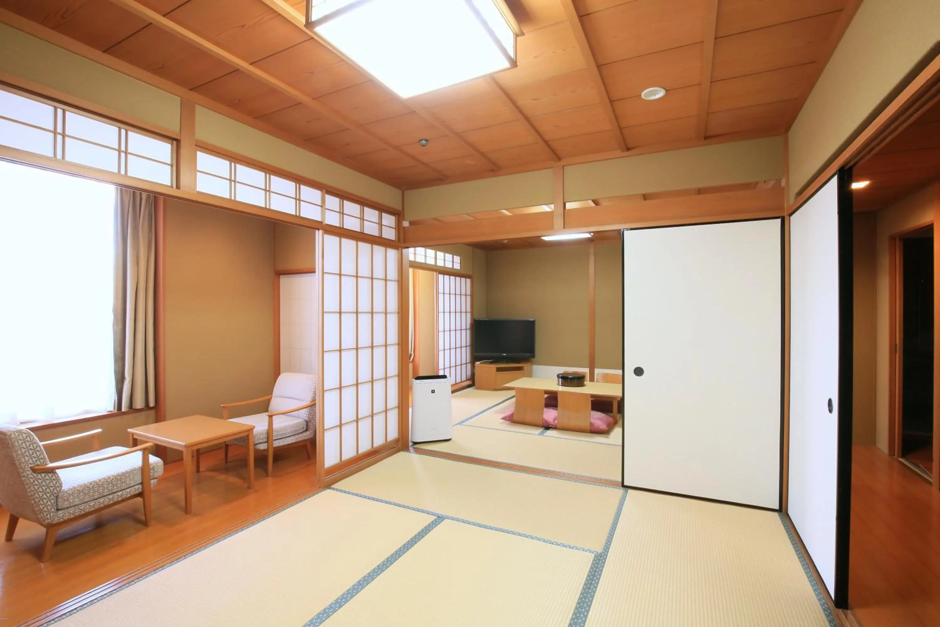 Photo of the whole room in ANA Crowne Plaza Ube, an IHG Hotel