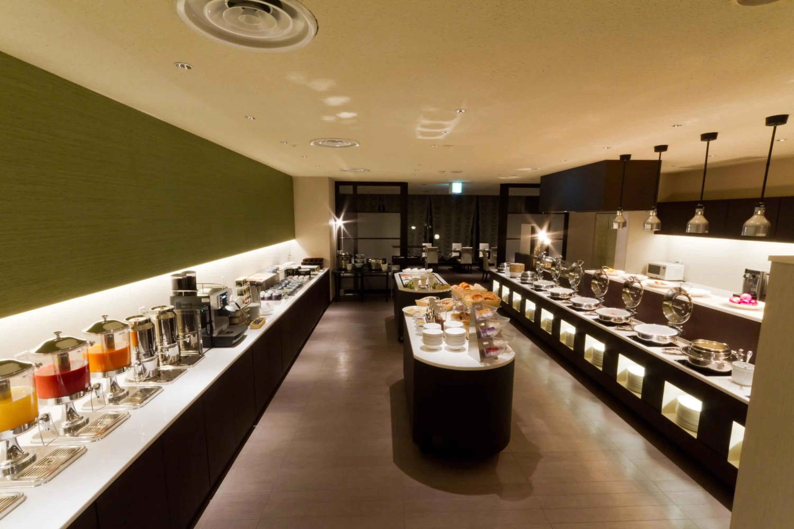 Restaurant/Places to Eat in ANA Crowne Plaza Ube, an IHG Hotel