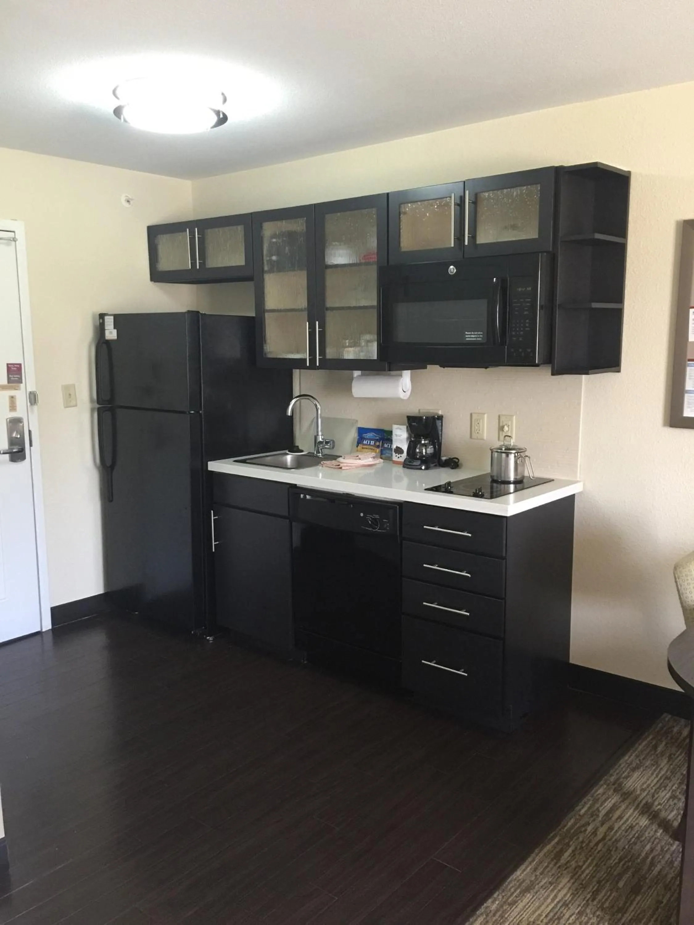 Photo of the whole room in Candlewood Suites Woodward by IHG