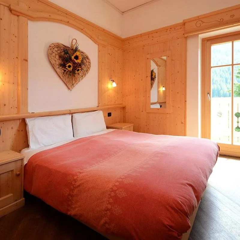 Photo of the whole room, Bed in La Campagnola