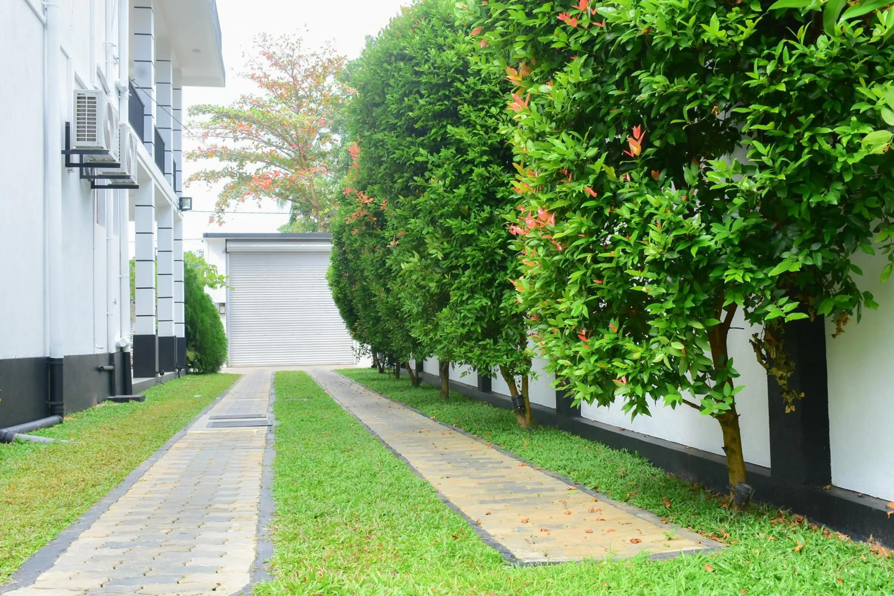 Patio in Minuri Villa