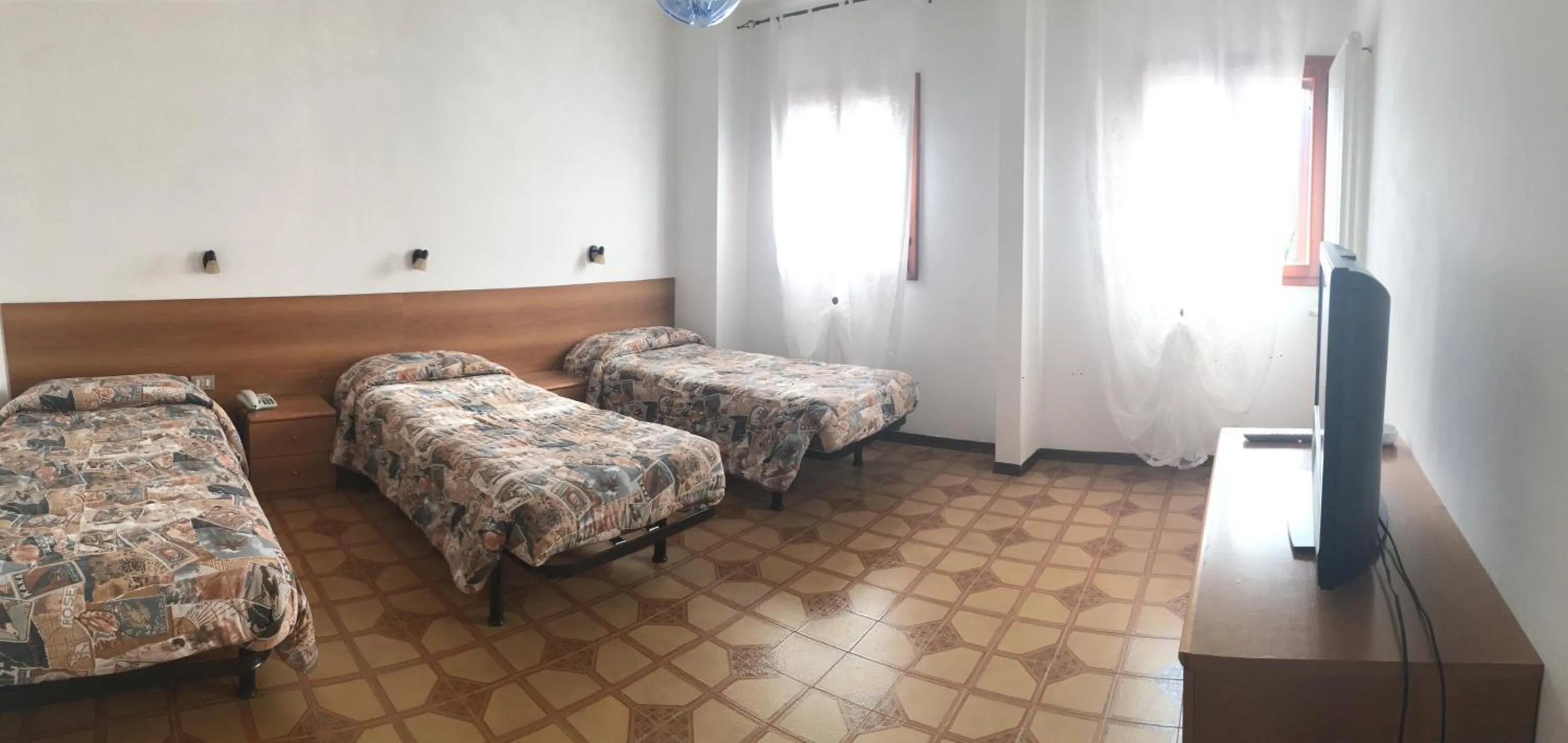 Bedroom in Albergo Ristorante Giulietta e Romeo