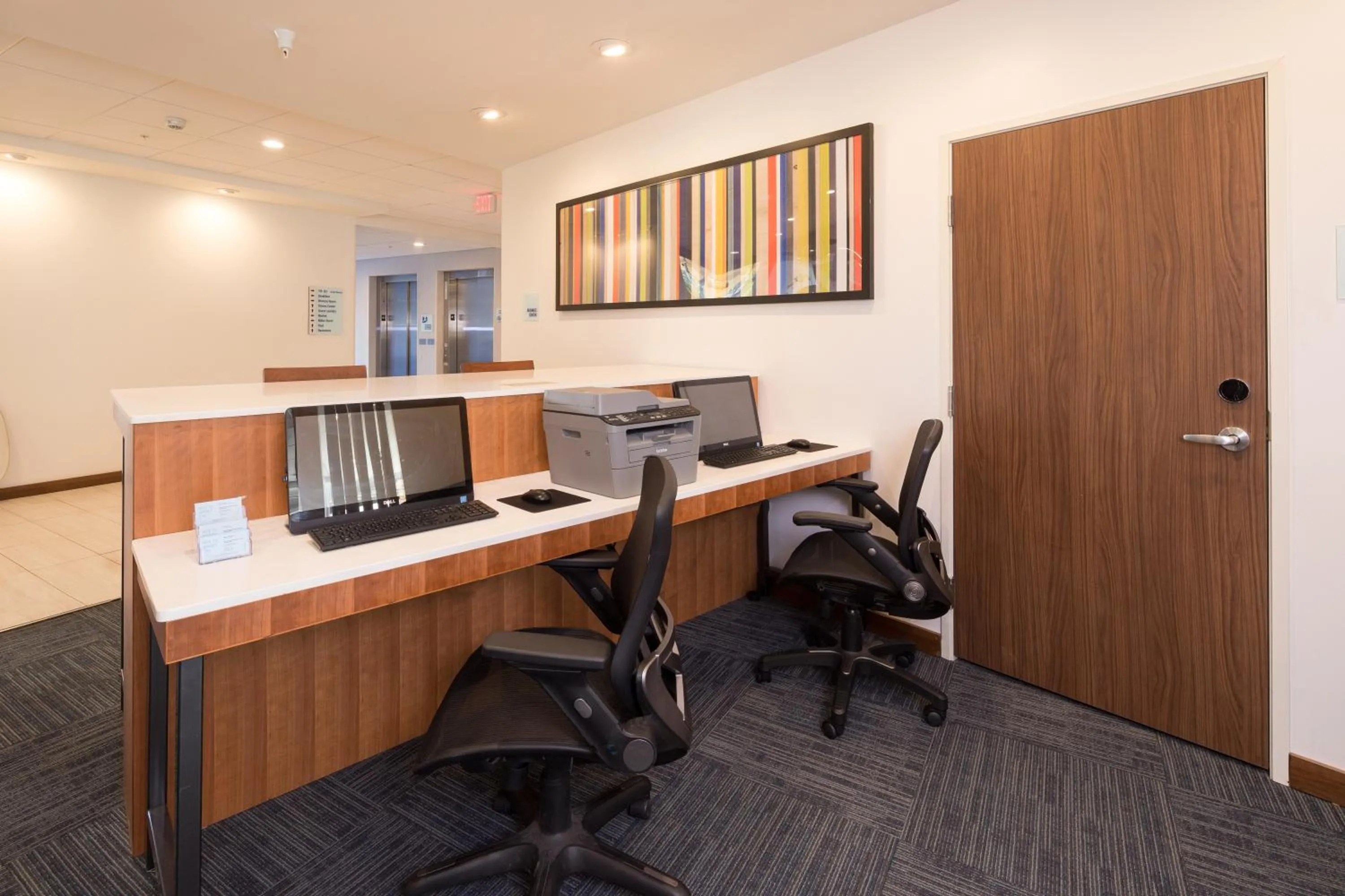 Business facilities in Holiday Inn Express & Suites Alpena - Downtown by IHG