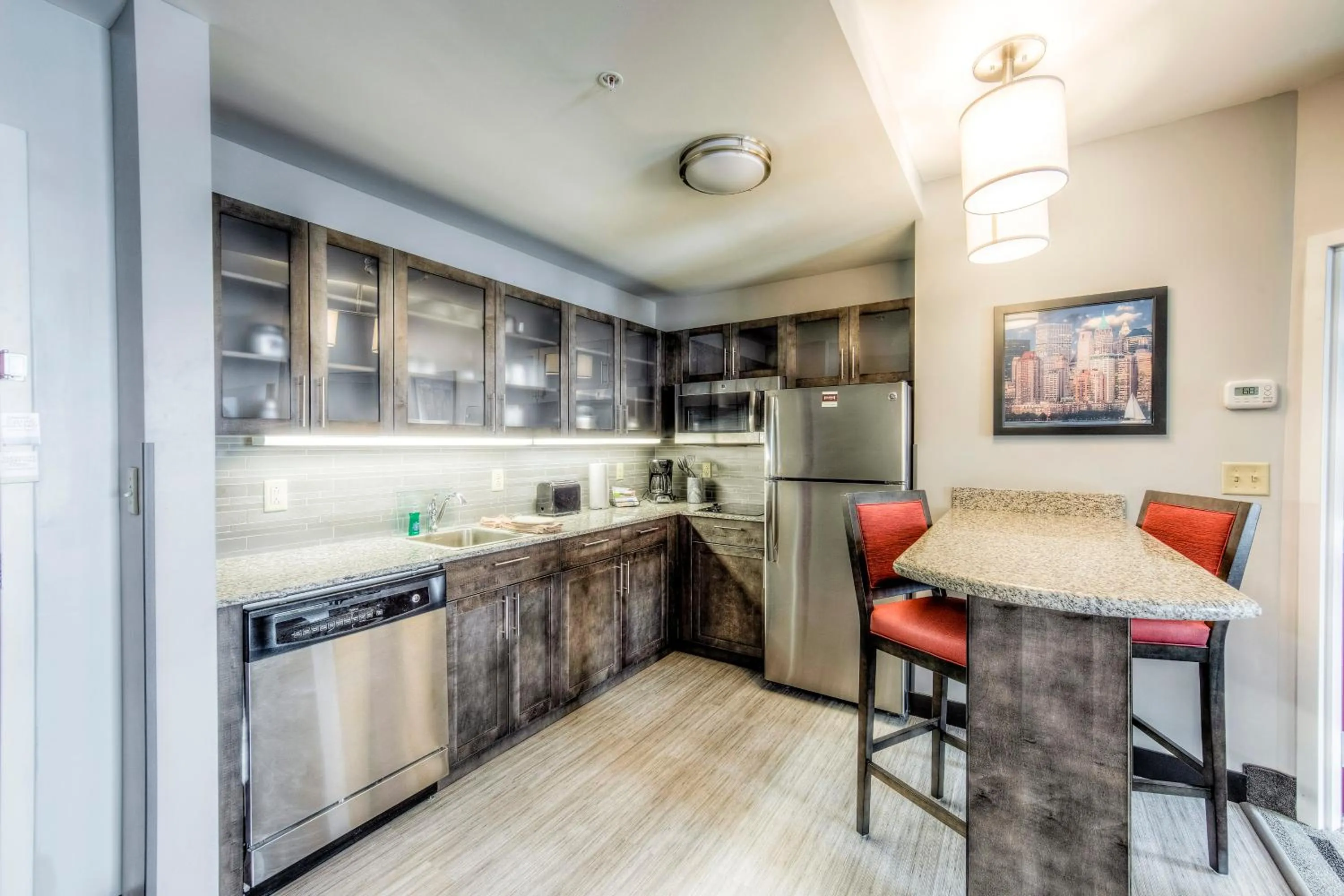 Kitchen or kitchenette in Staybridge Suites - University Area OSU by IHG