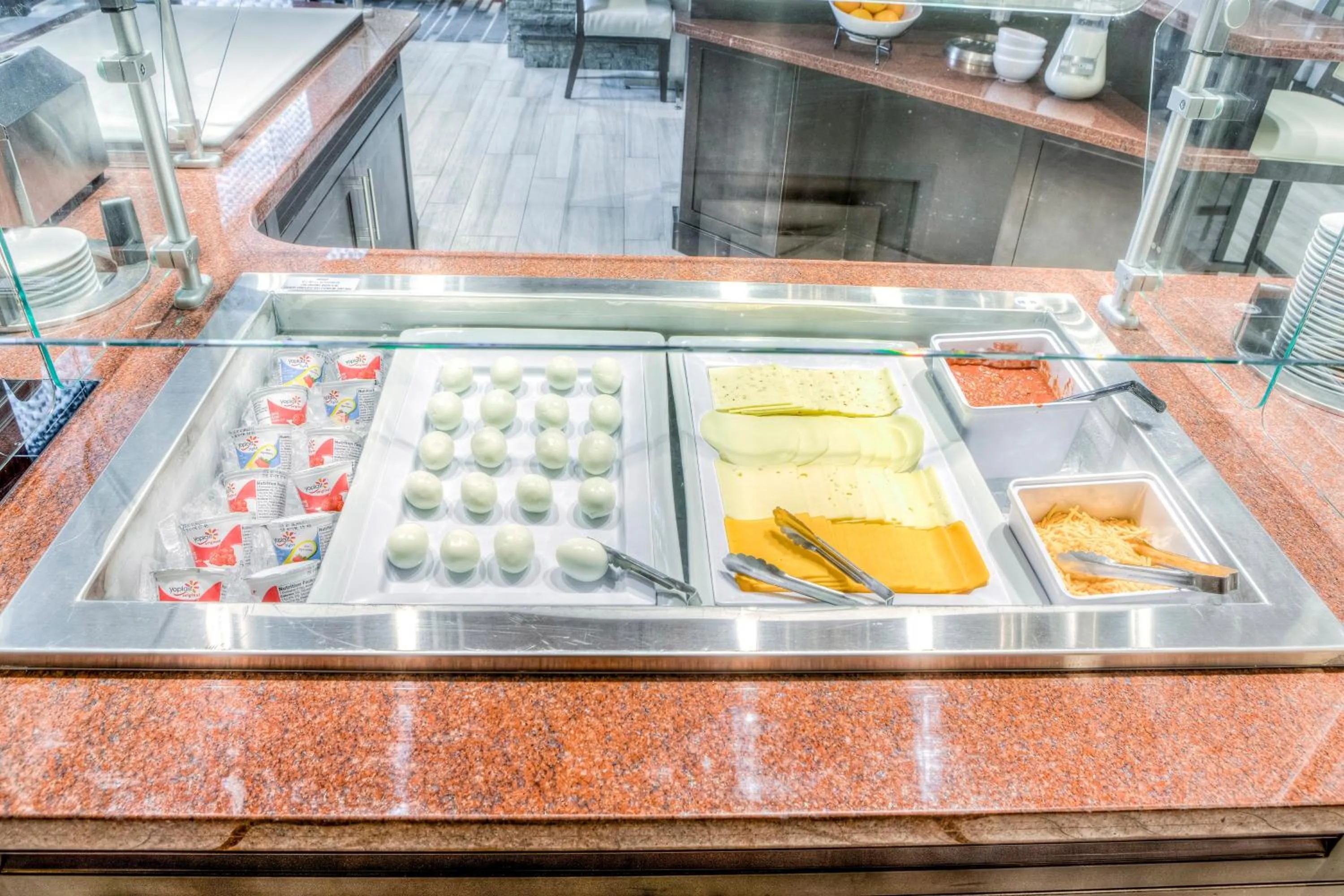 Restaurant/places to eat in Staybridge Suites - University Area OSU by IHG