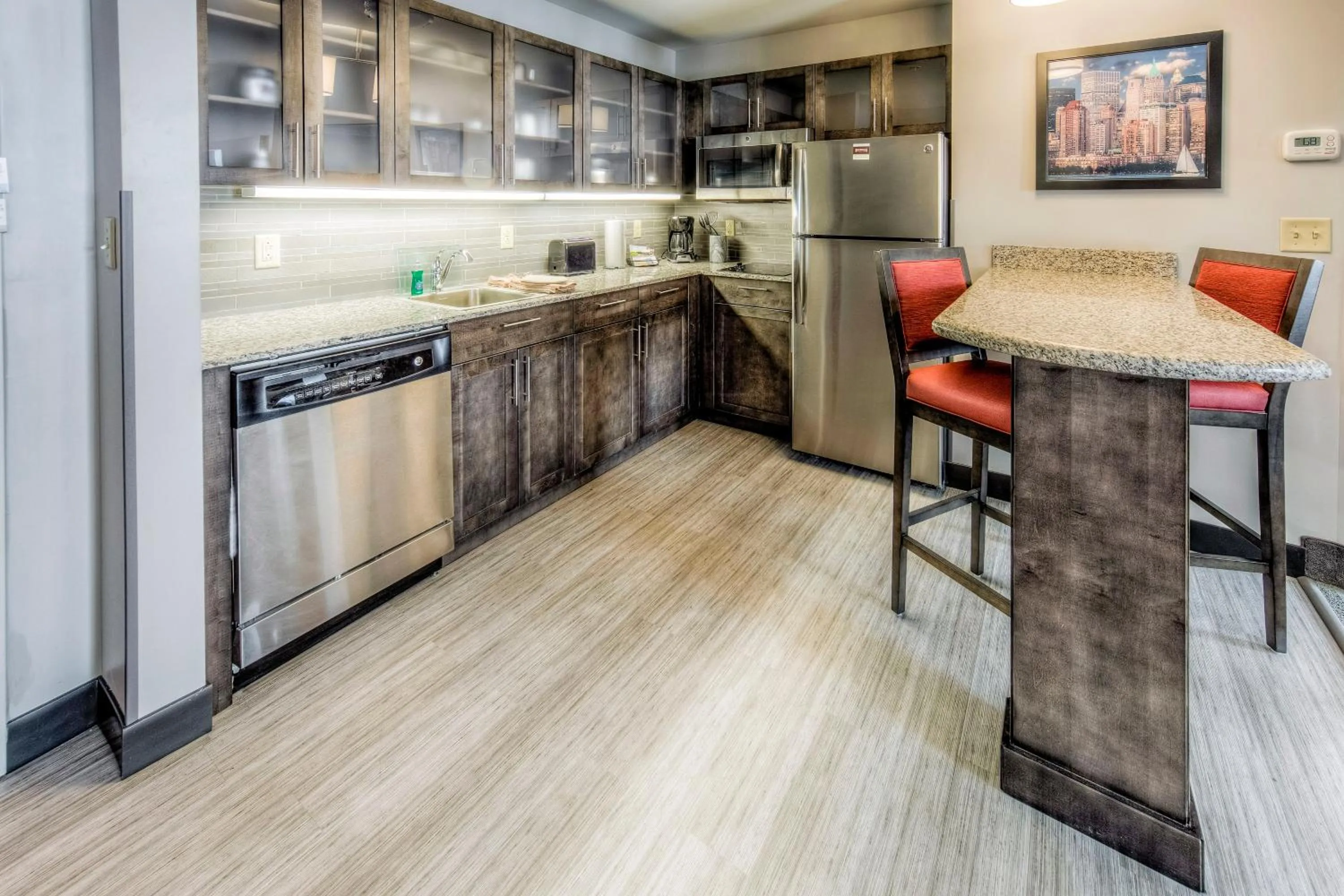 Kitchen or kitchenette in Staybridge Suites - University Area OSU by IHG