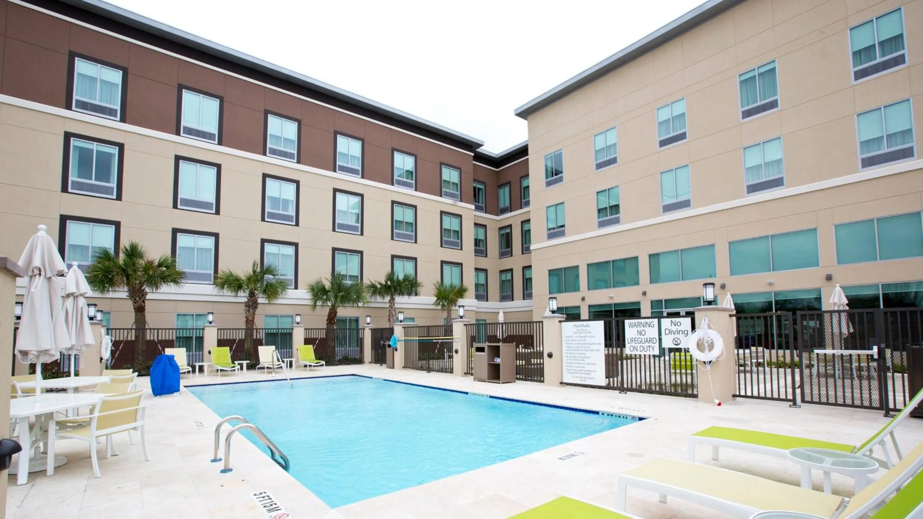 Swimming pool in Holiday Inn Express & Suites Houston NW - Hwy 290 Cypress by IHG