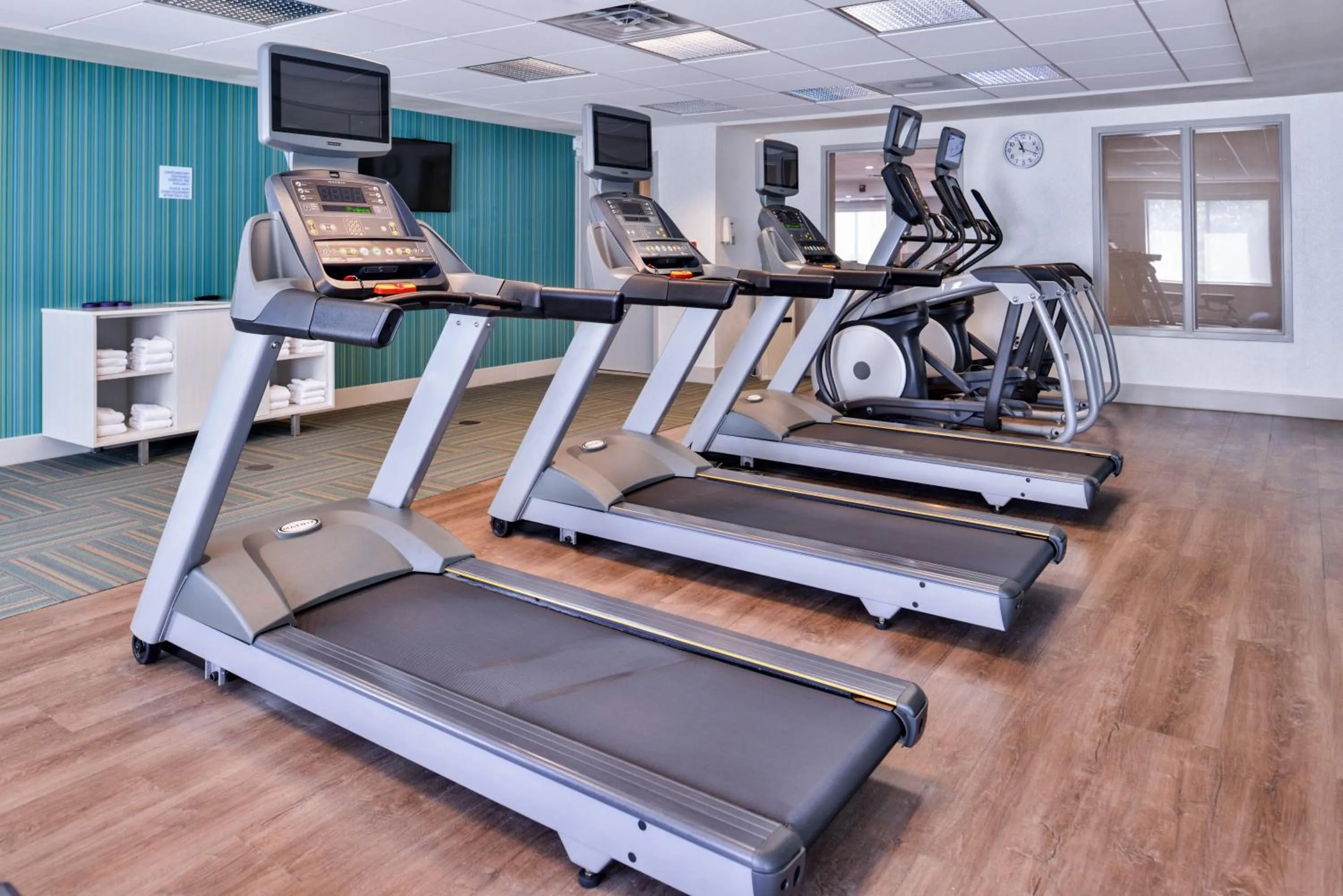 Fitness centre/facilities in Holiday Inn Express & Suites Selma by IHG