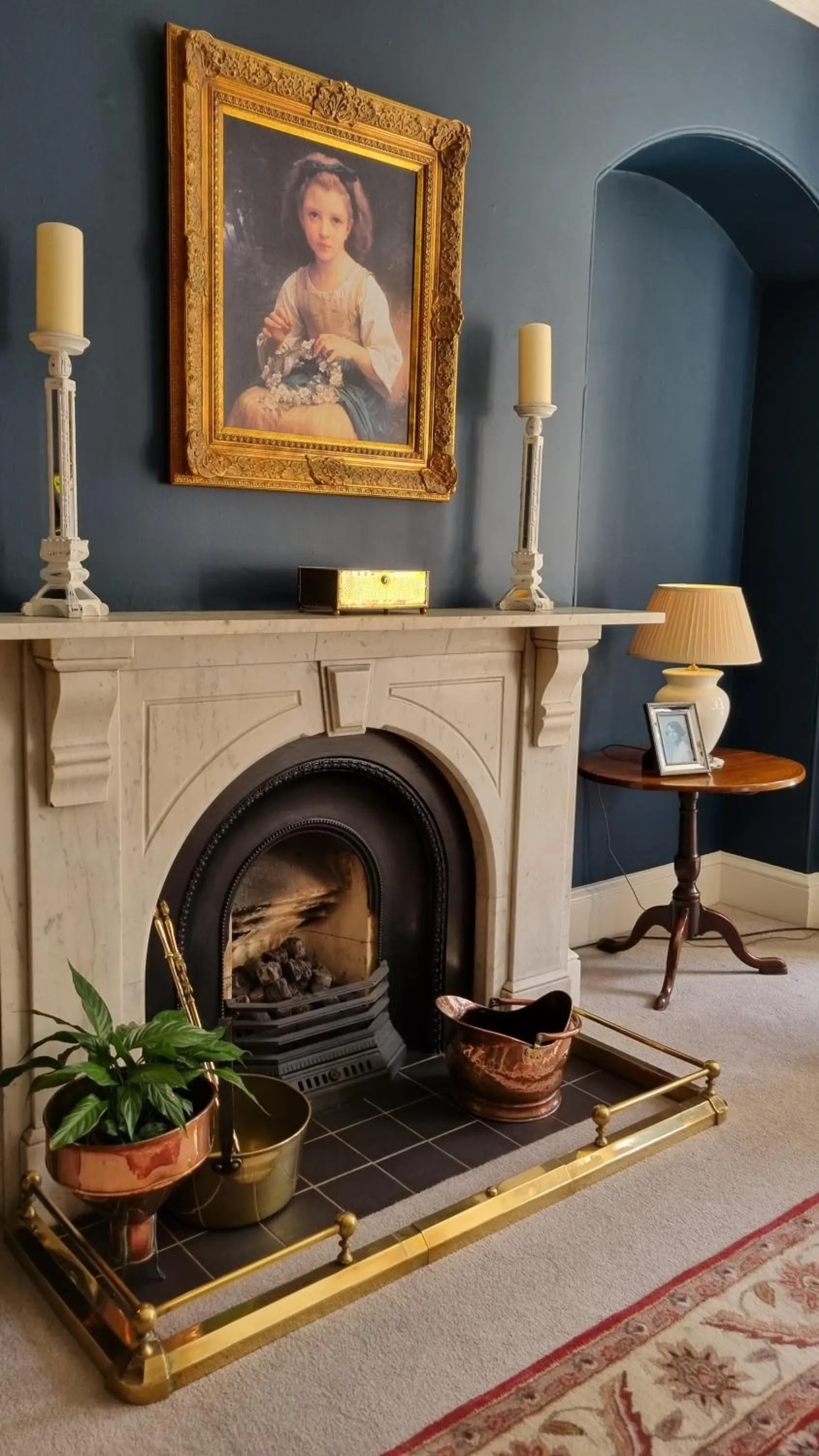 Communal lounge/ TV room in 23 St Mary's