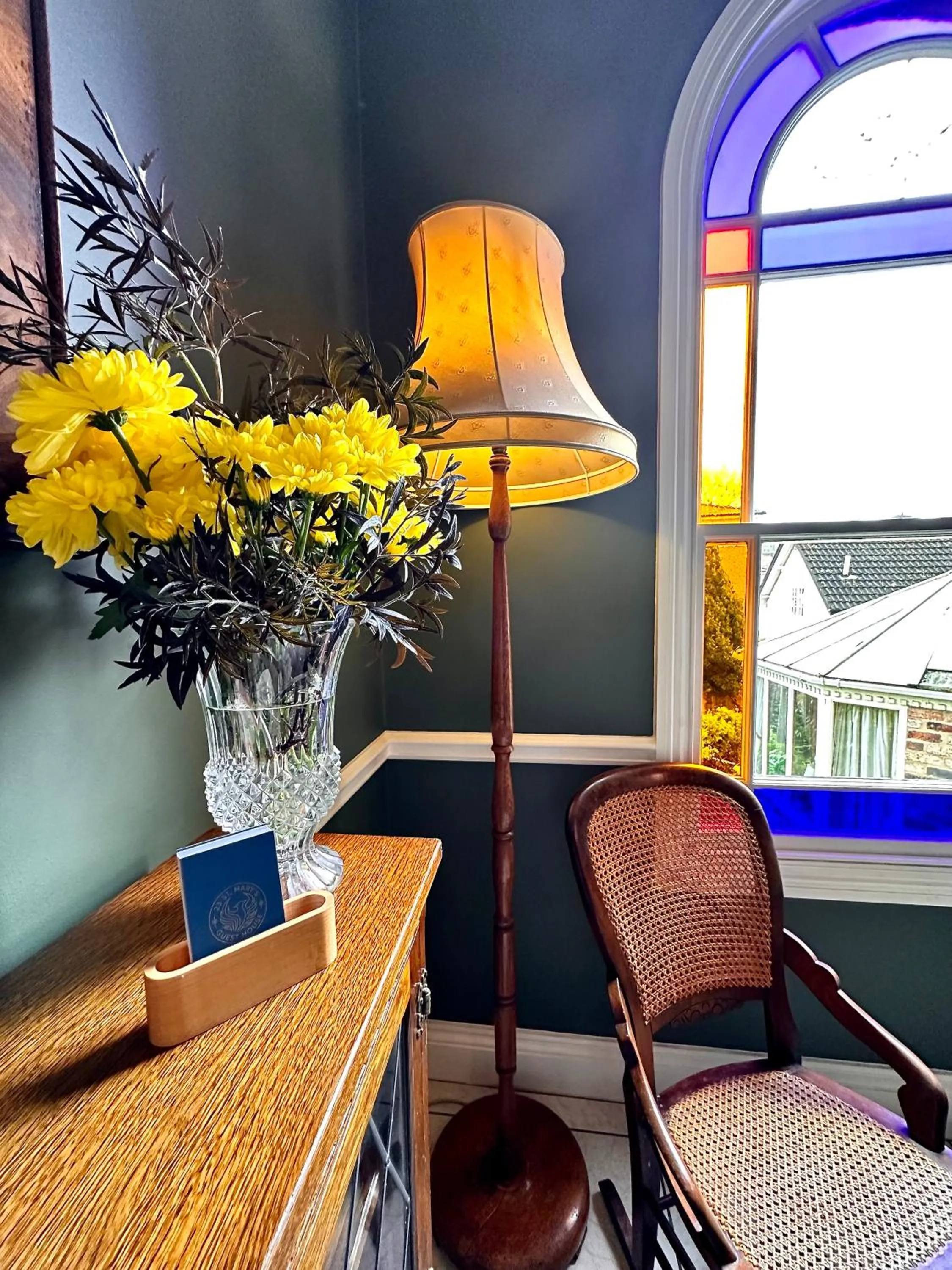 Communal lounge/ TV room in 23 St Mary's