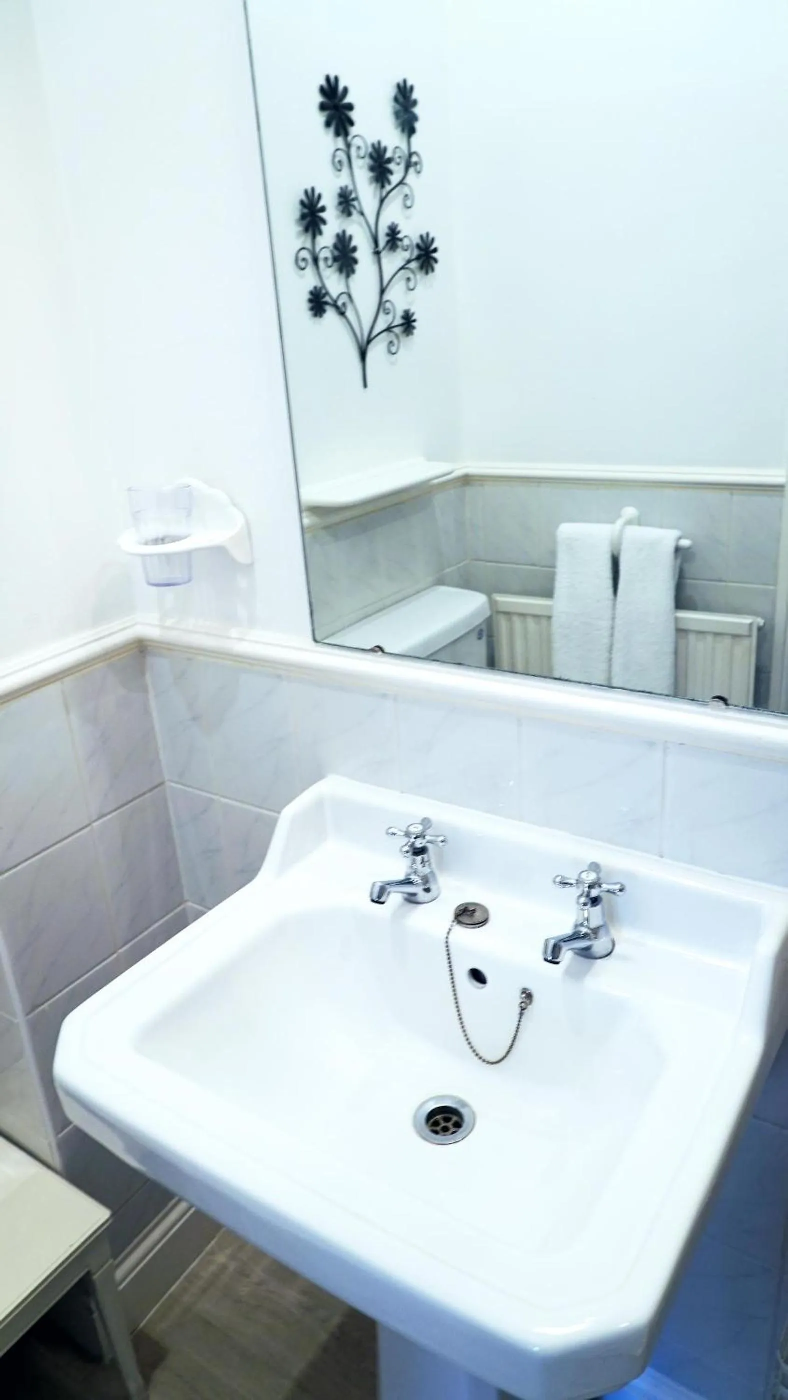 Toilet in 23 St Mary's