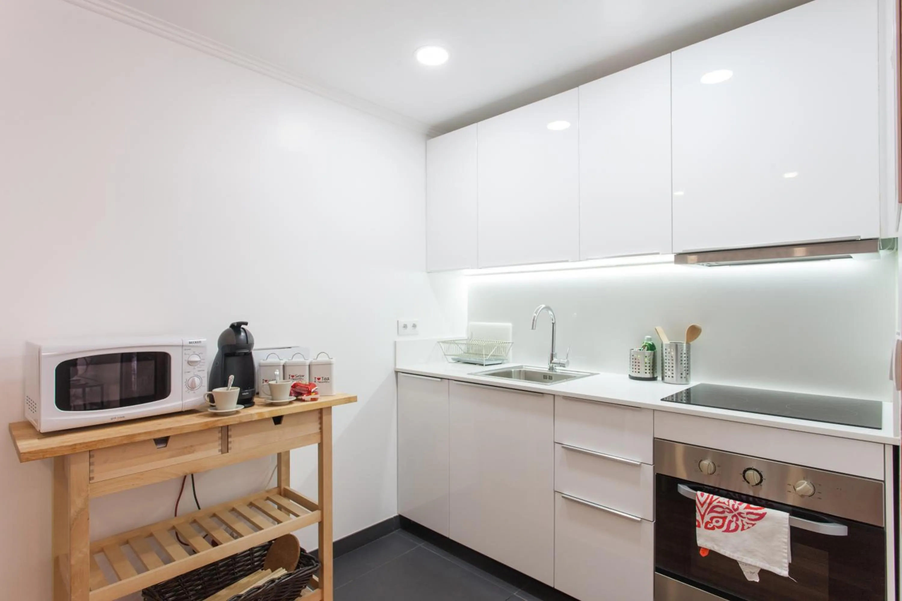 Kitchen or kitchenette in Apartments Center Bairro Alto