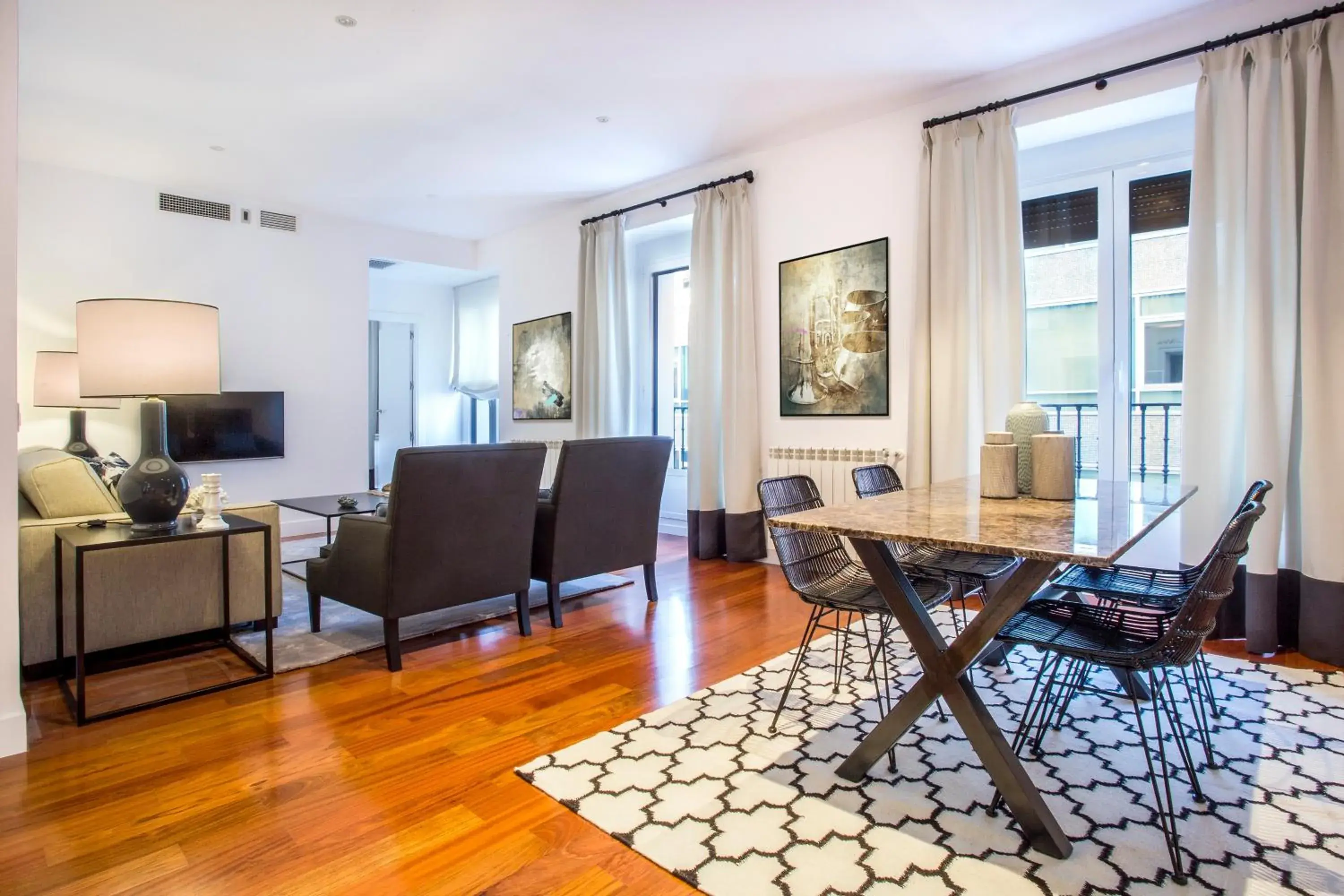 Deluxe Two-Bedroom Apartment in Slow Suites Augusto Deluxe Two-Bedroom Apartment in Slow Suites Augusto