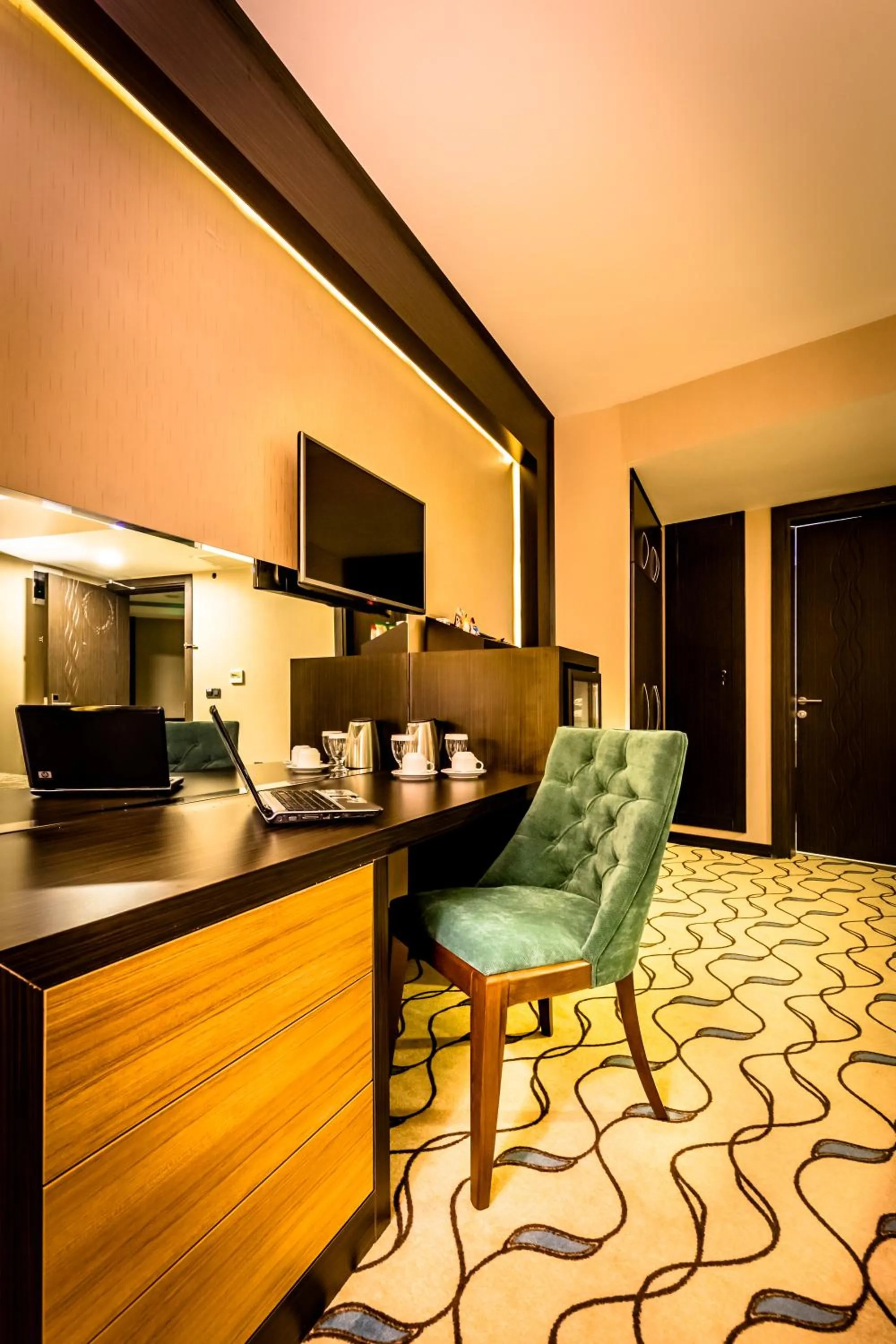 Business facilities in Lozengrad Hotel