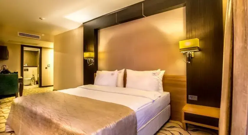 Deluxe Family Suite - single occupancy in Lozengrad Hotel Deluxe Family Suite - single occupancy in Lozengrad Hotel