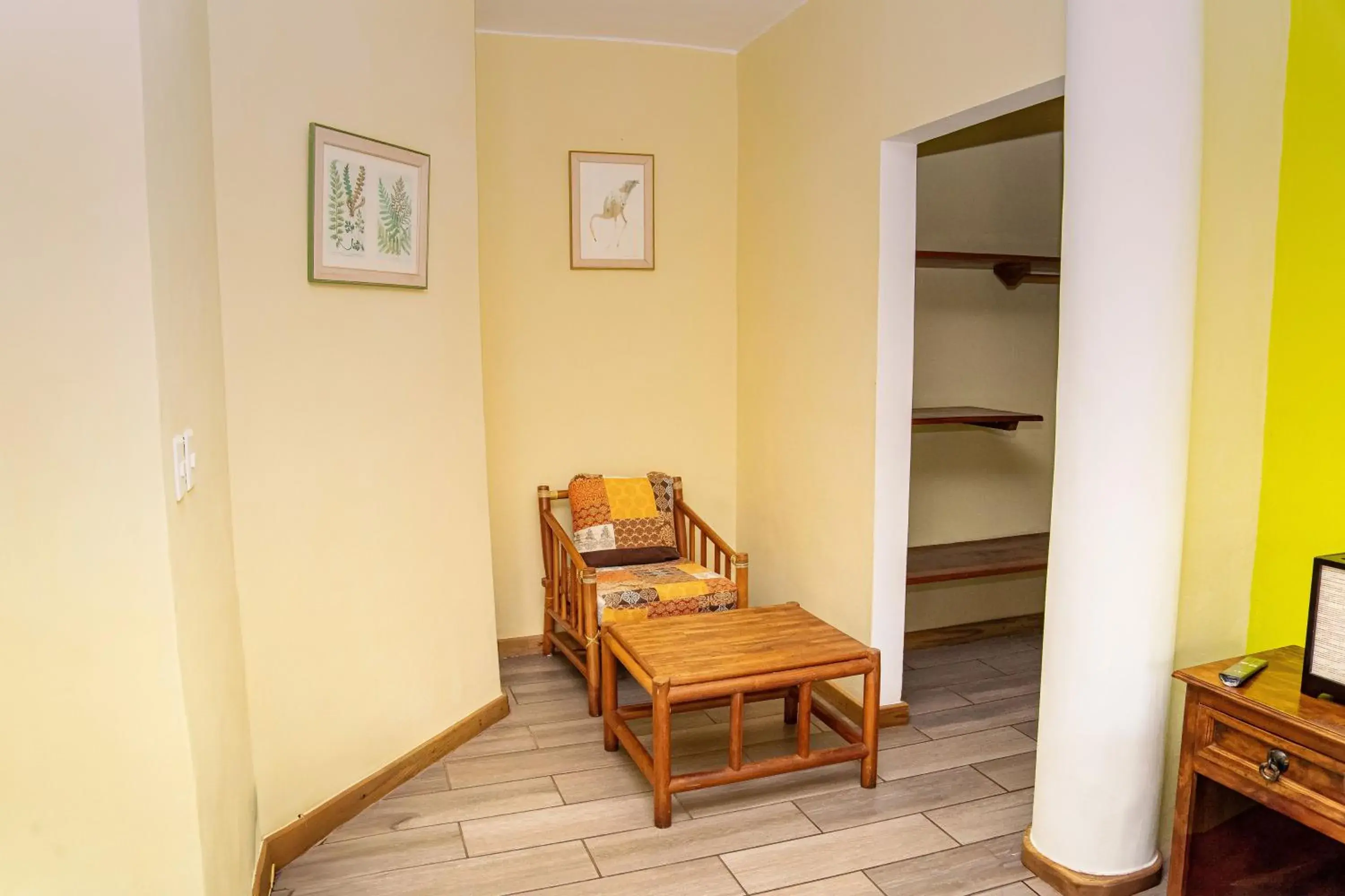 Deluxe Double or Twin Room with Lake View in Banana Palms Hotel Deluxe Double or Twin Room with Lake View in Banana Palms Hotel