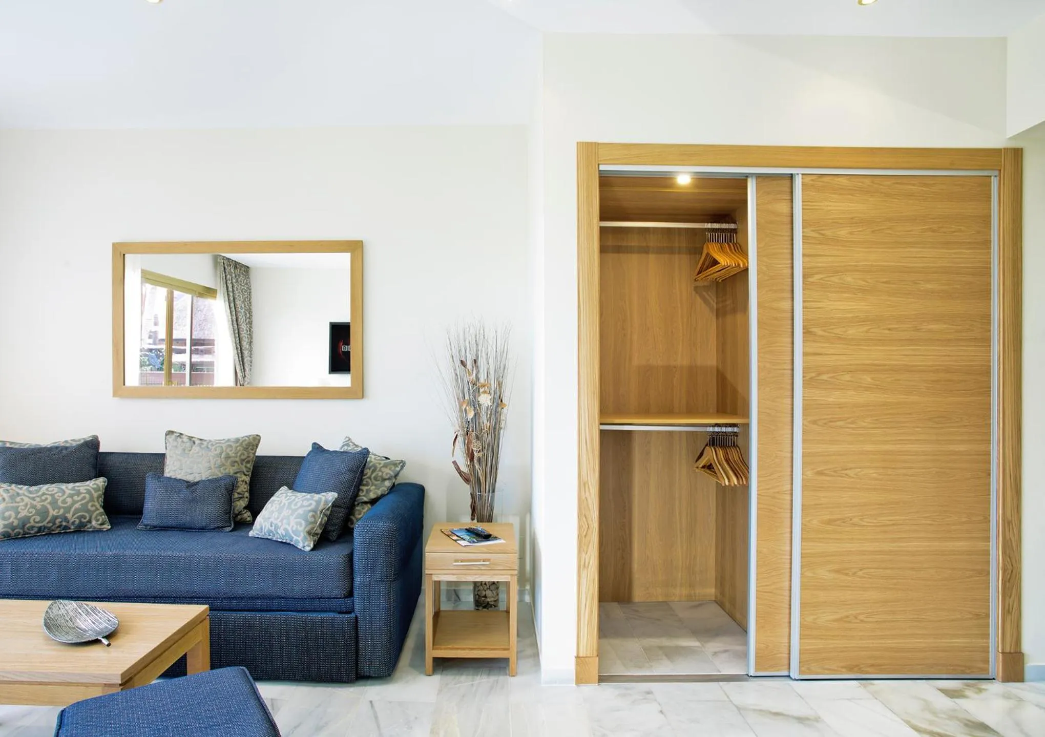 Living room in Sunset Beach Club Hotel Apartments