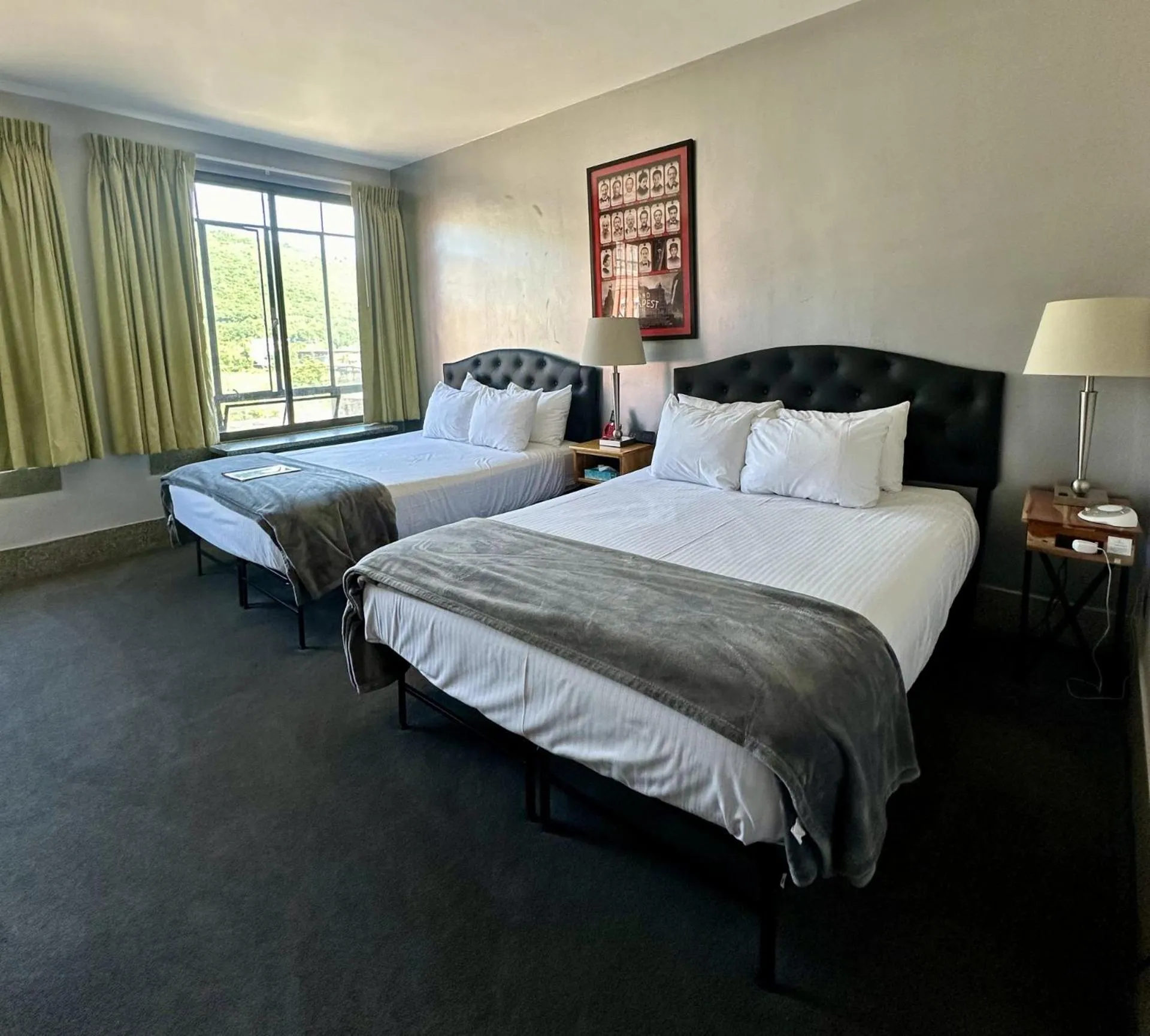 Photo of the whole room, Bed in Latchis Hotel