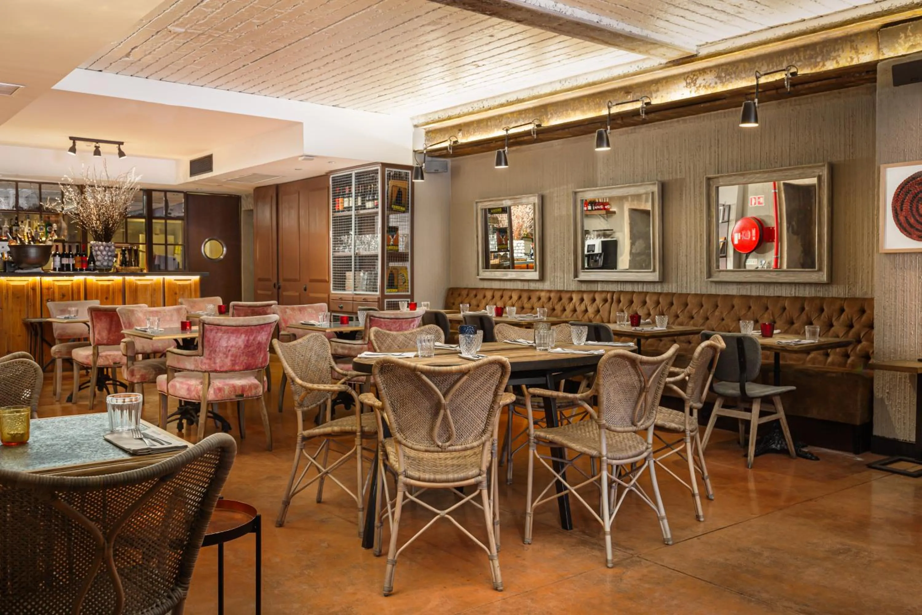 Restaurant/places to eat in AlmaLusa Baixa/Chiado