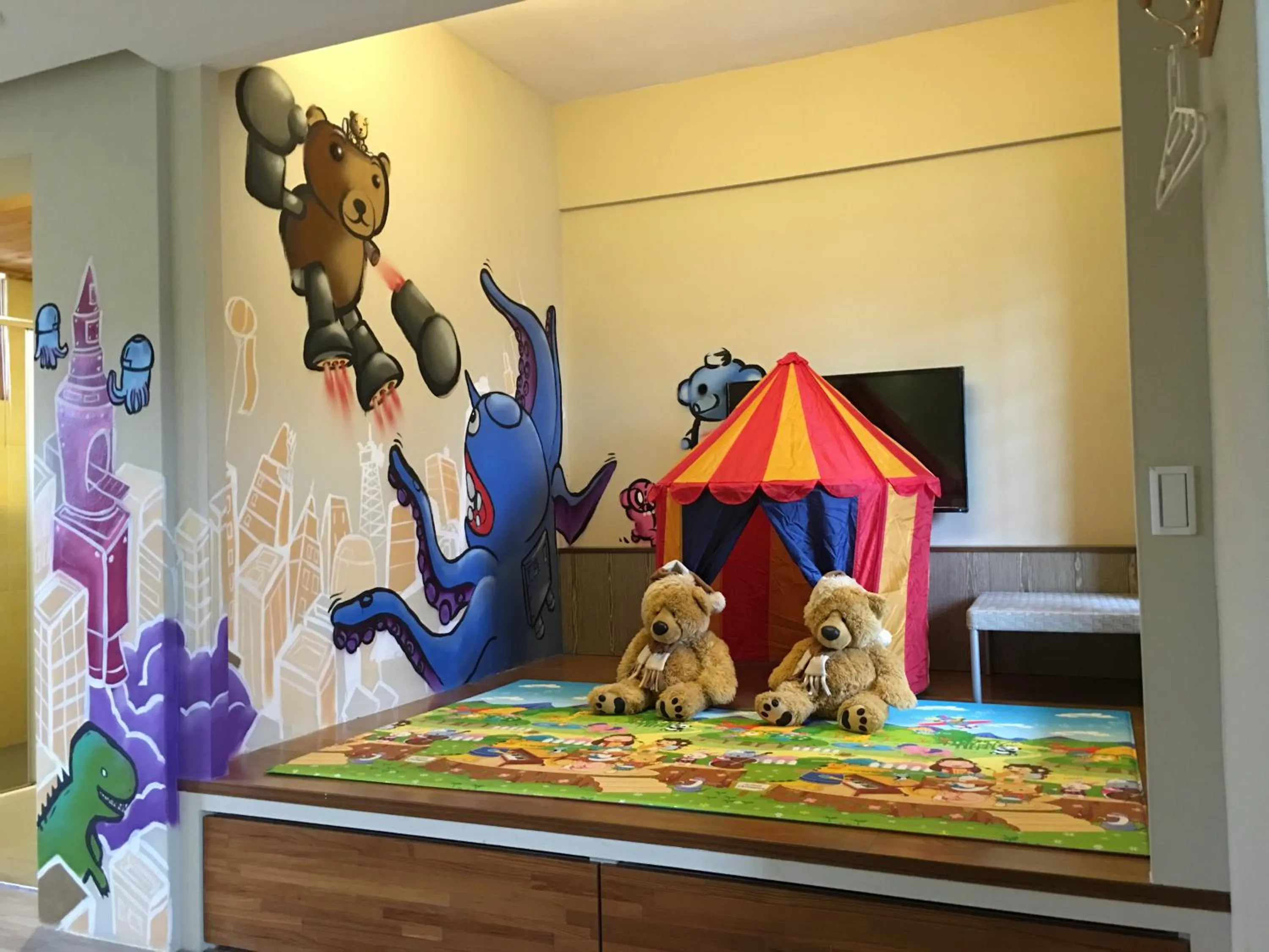 Decorative detail in Yes Villa