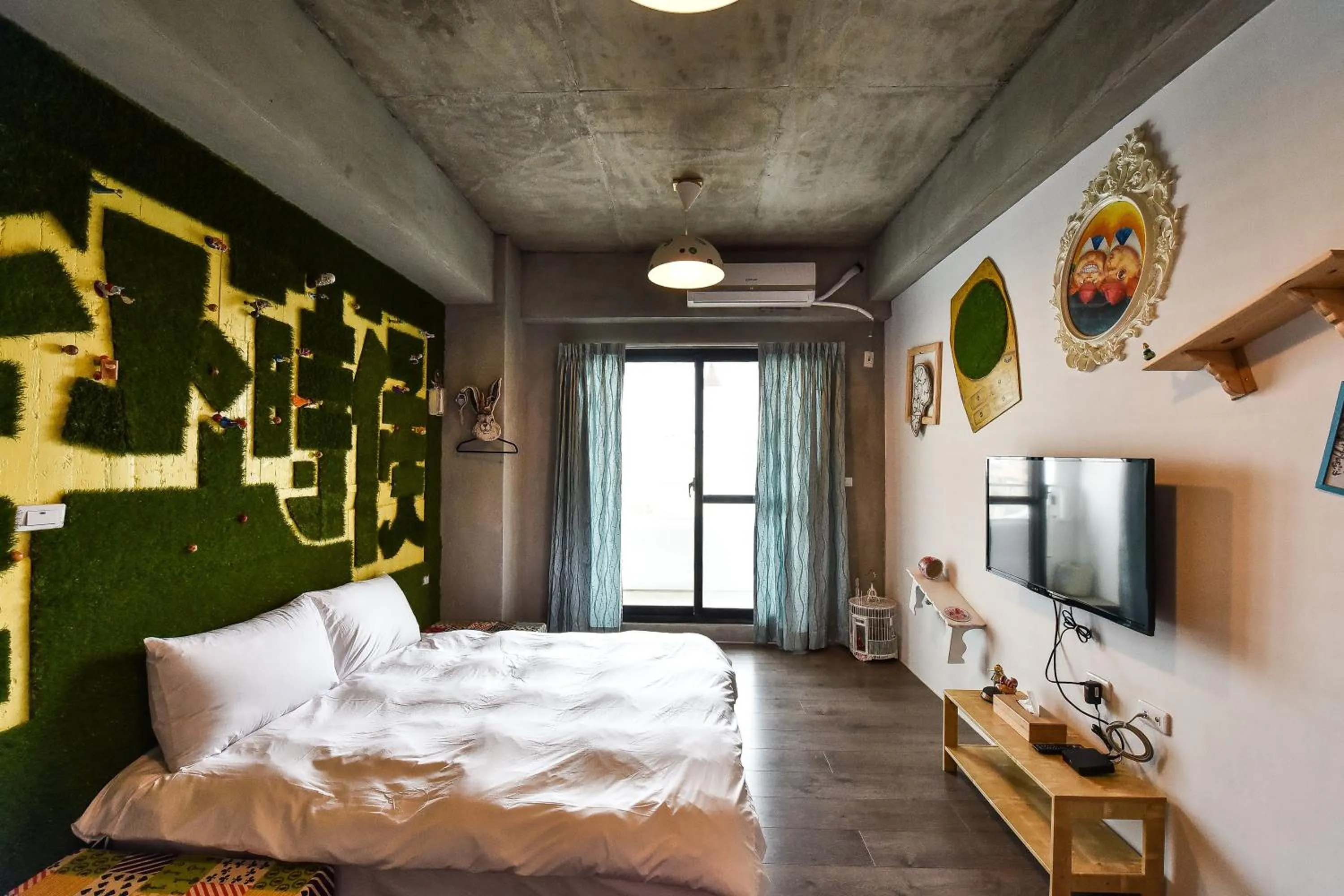 Photo of the whole room, Bed in Anping Wikid Design Hotel