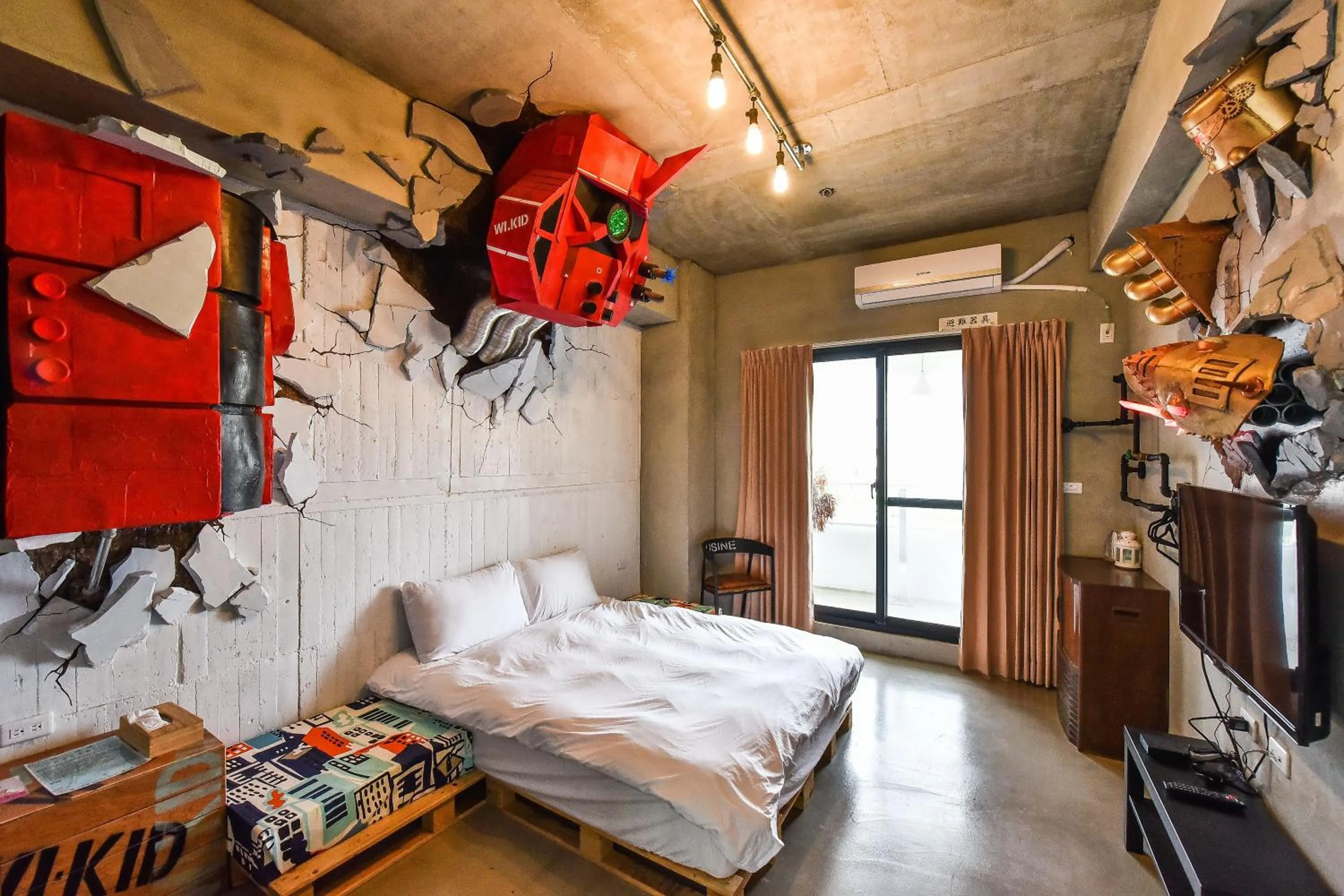 Photo of the whole room, Bed in Anping Wikid Design Hotel