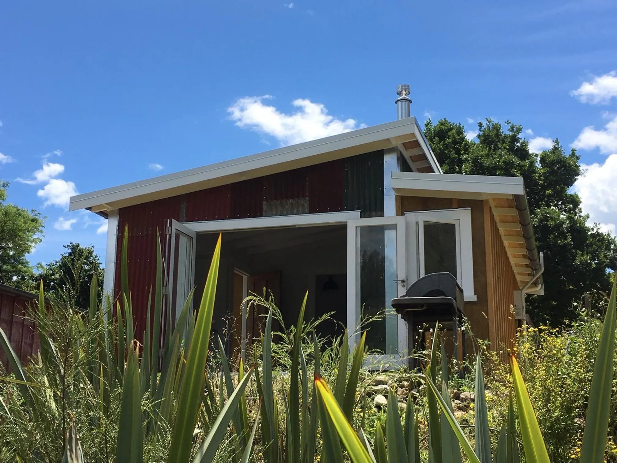 Facade/entrance in The Pear Orchard Lodge