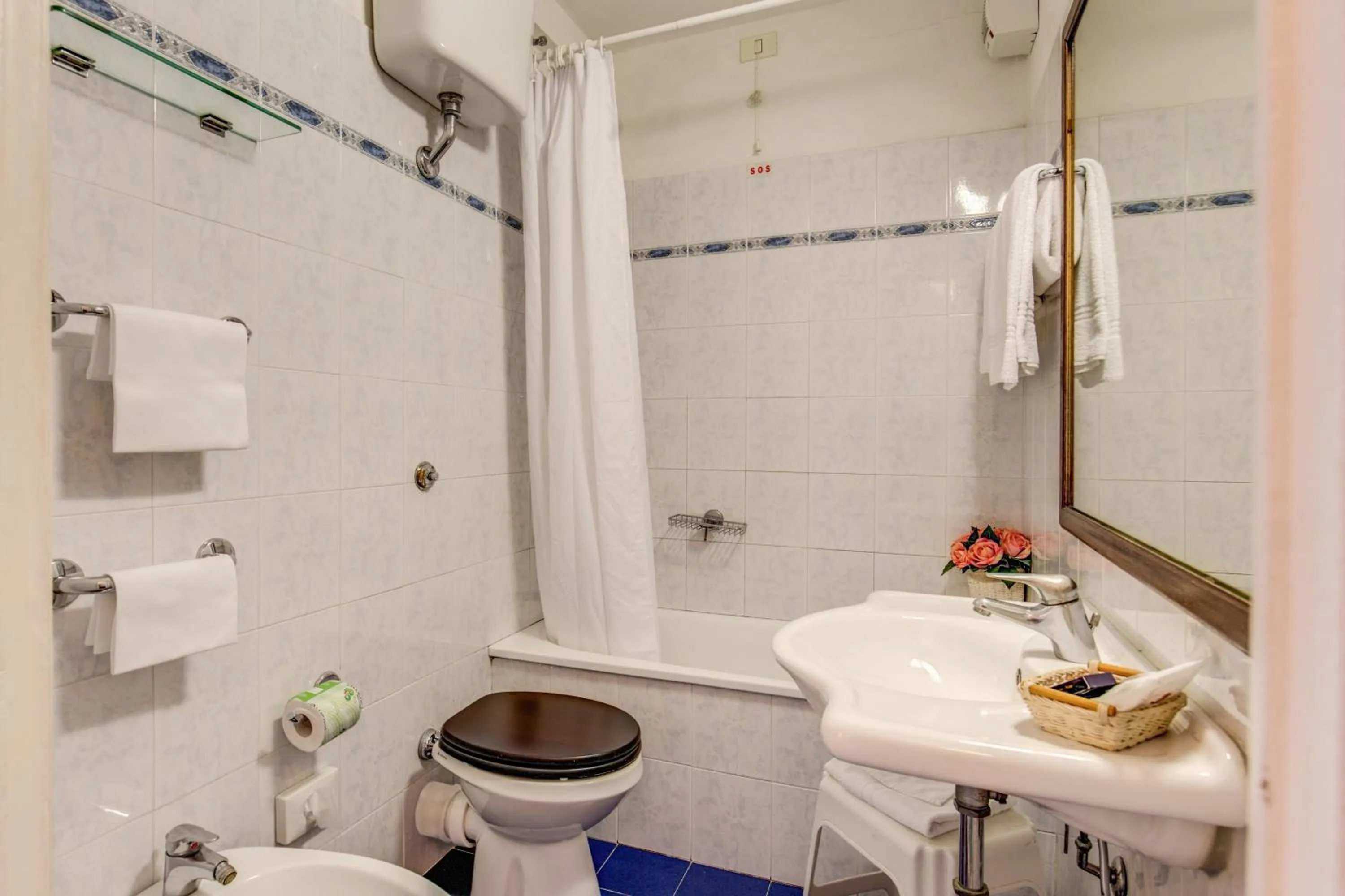 Bathroom in Hotel S.Giorgio & Olimpic