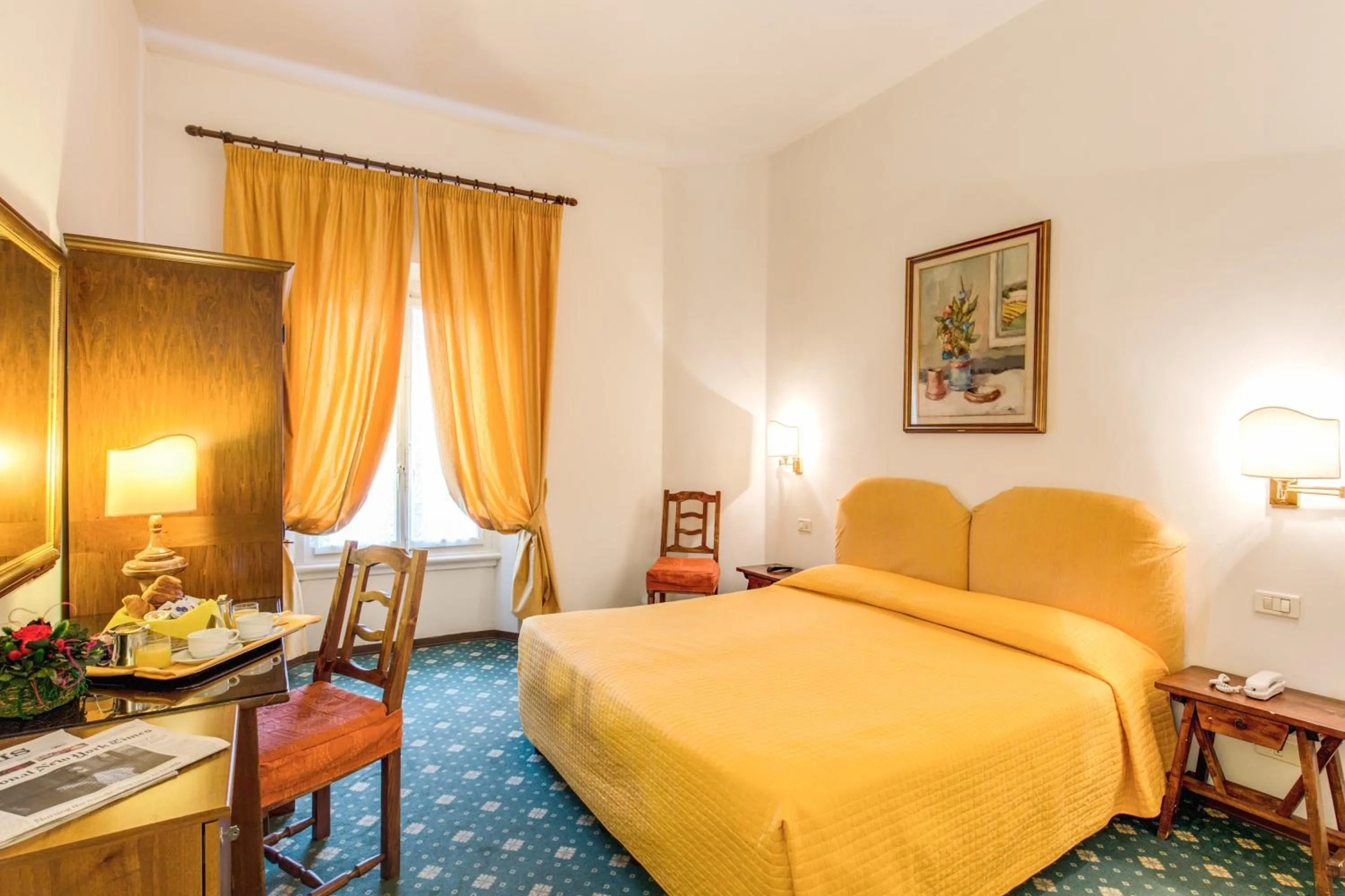 Photo of the whole room, Bed in Hotel S.Giorgio & Olimpic