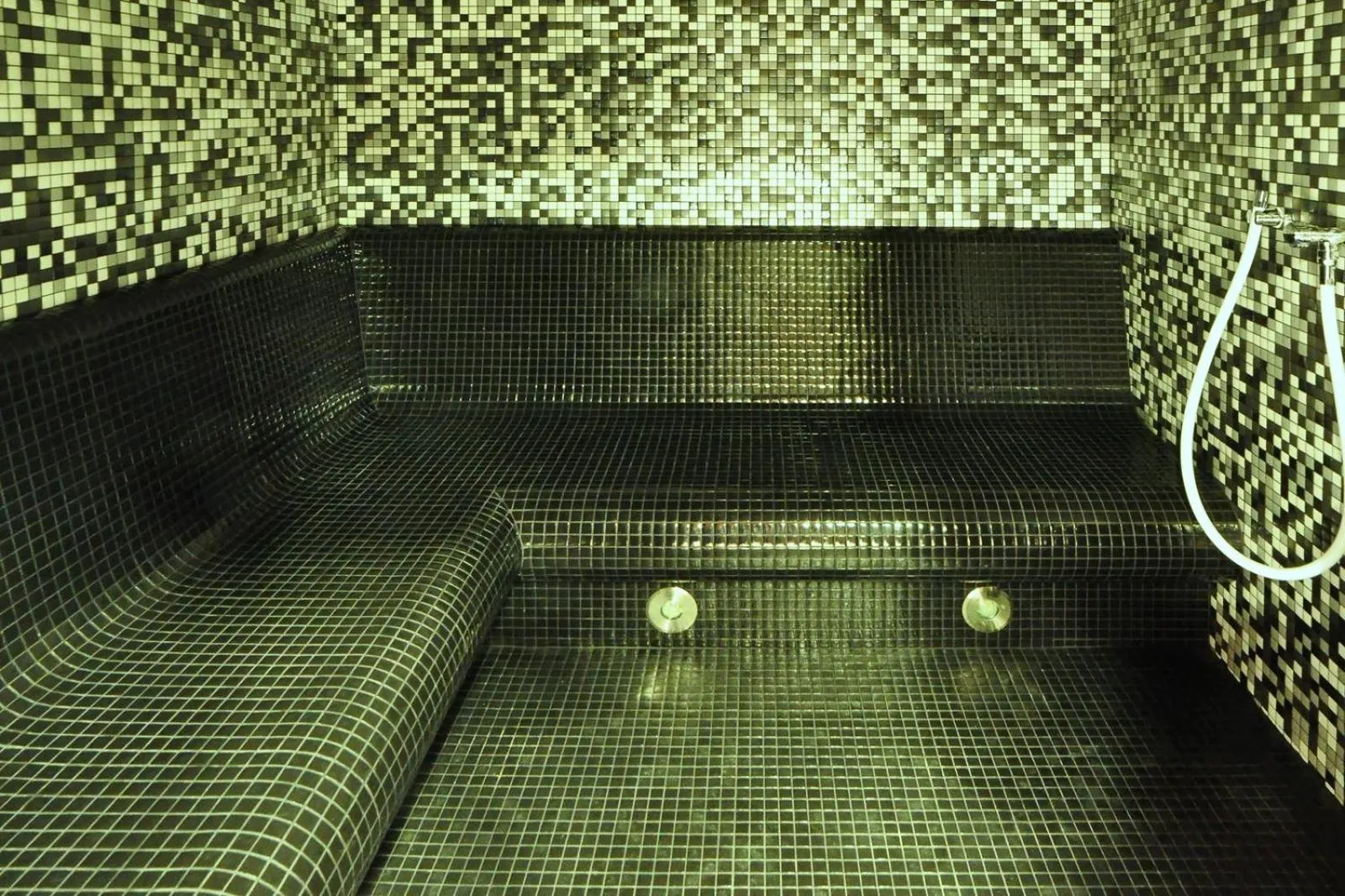 Aqua park in Hotel Praha