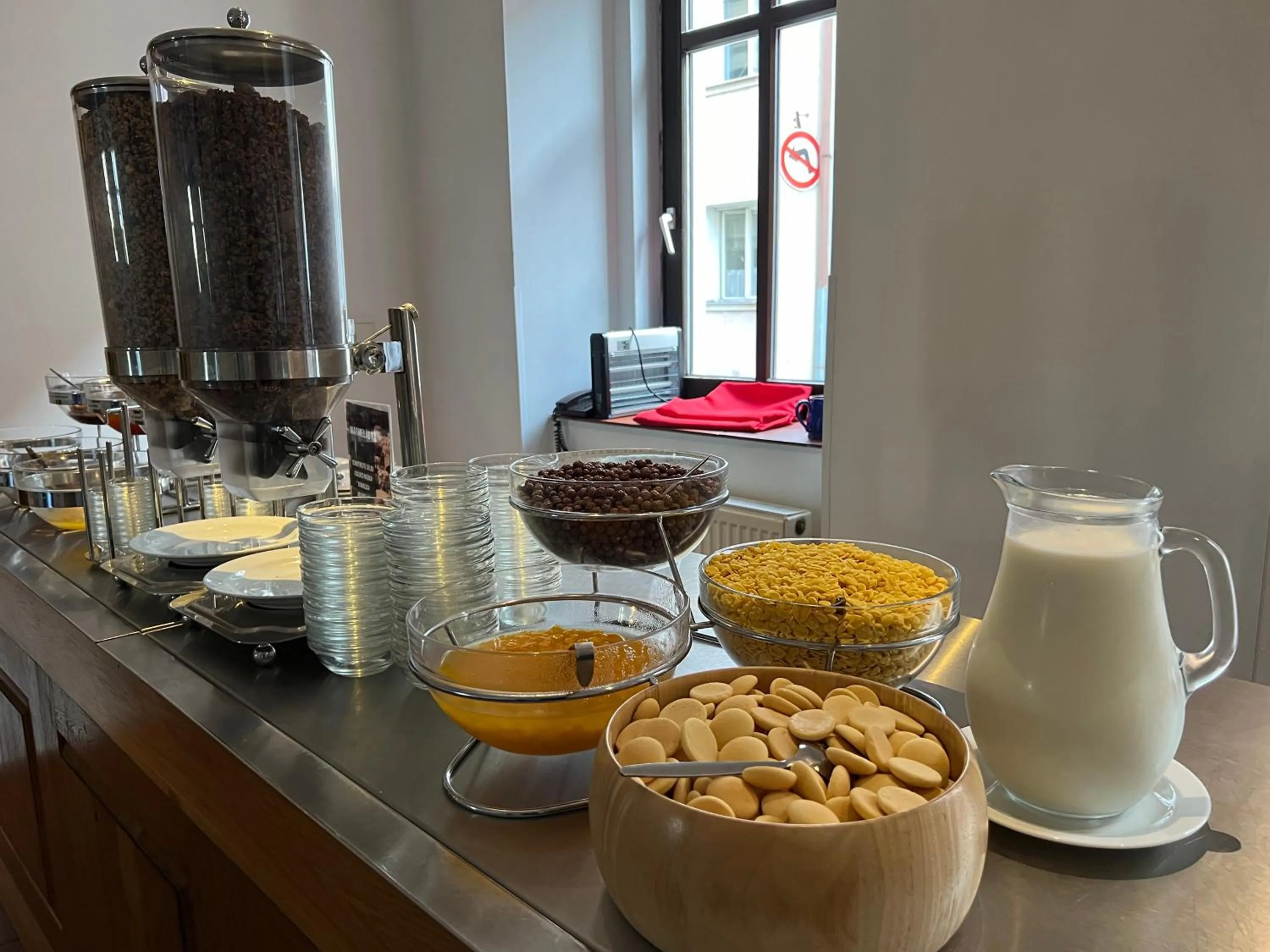 Buffet breakfast in Hotel Praha