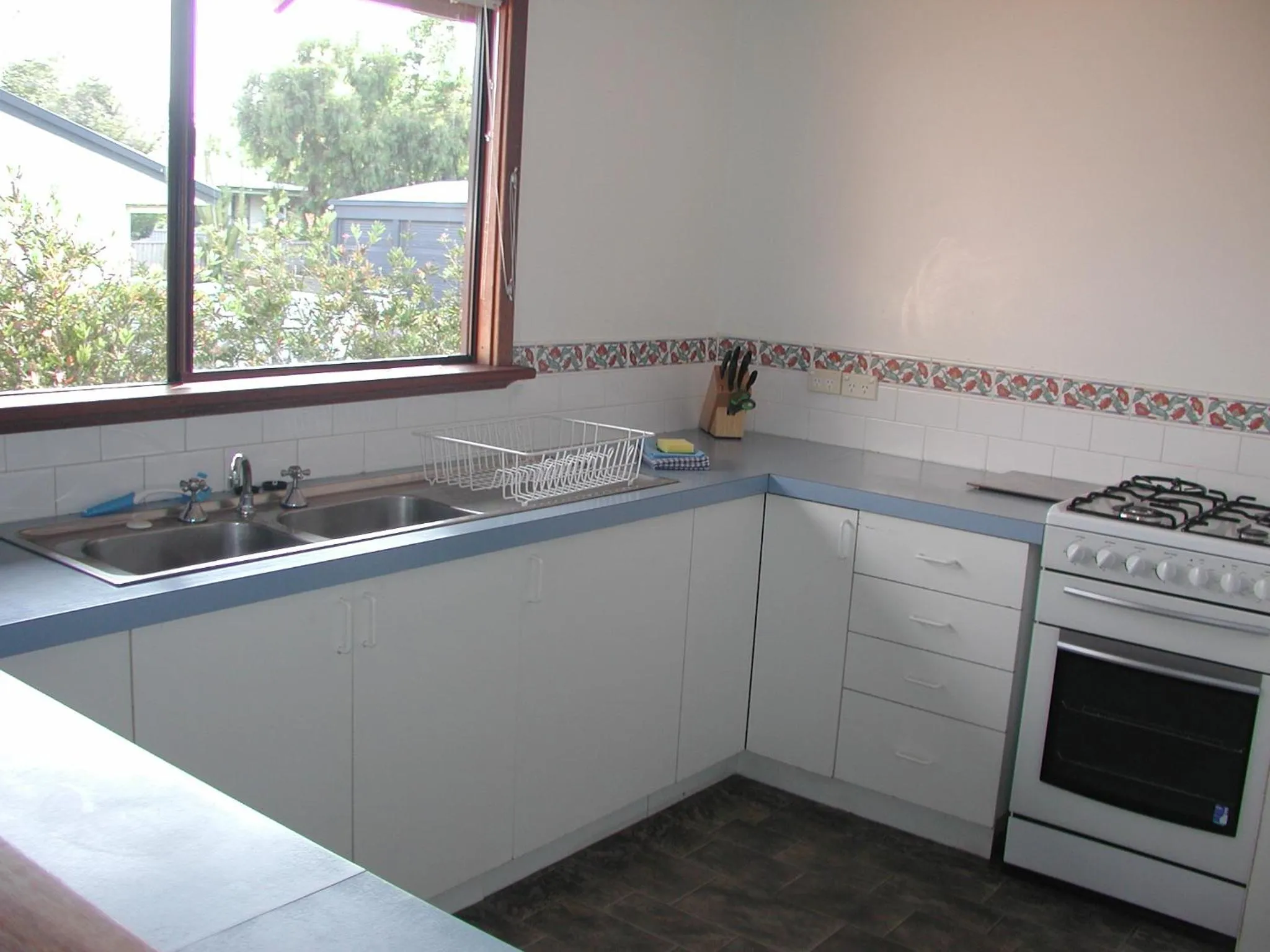 Kitchen or kitchenette in Rainbow House