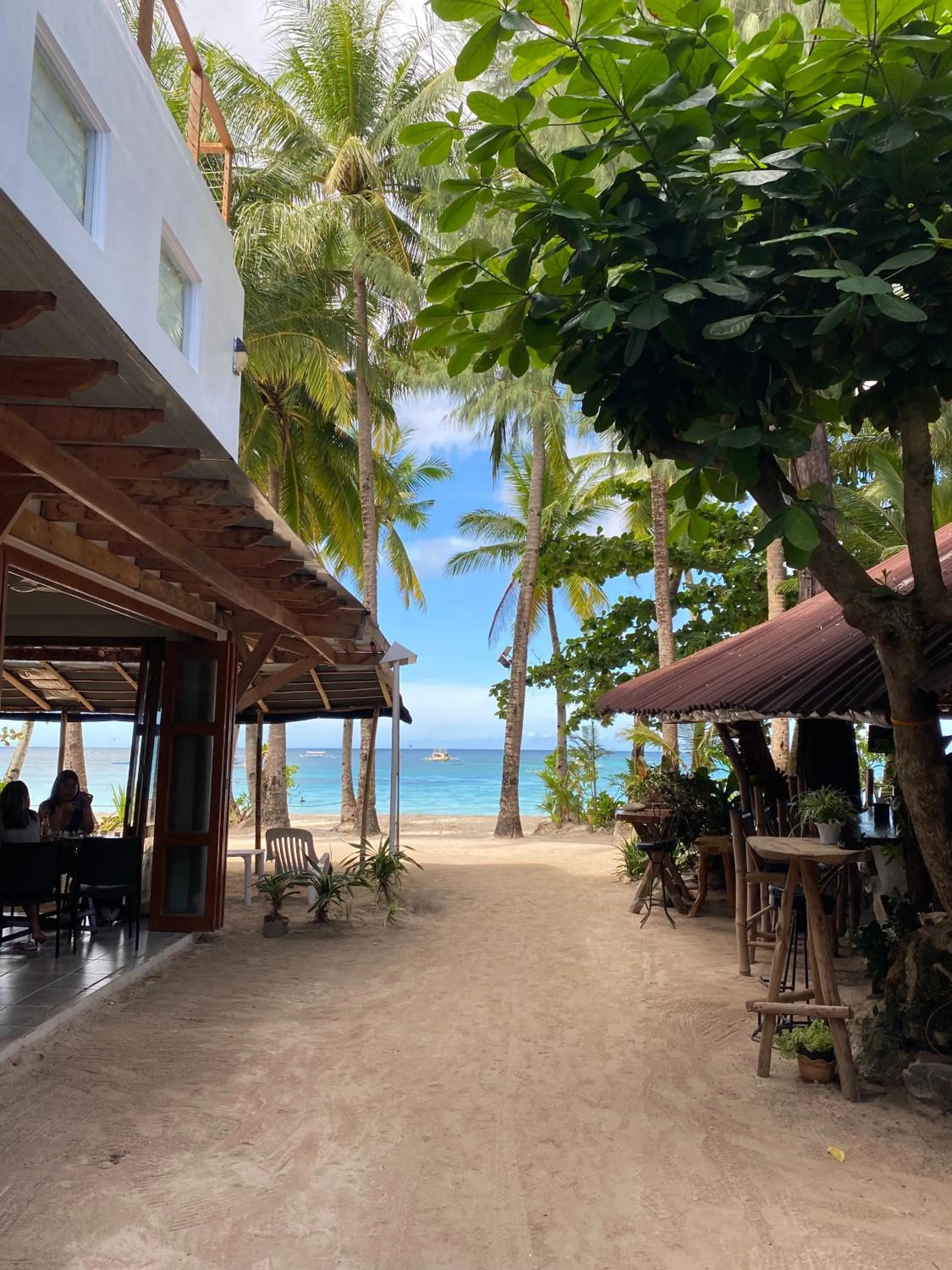 Day in Everrich Boutique Resort Boracay